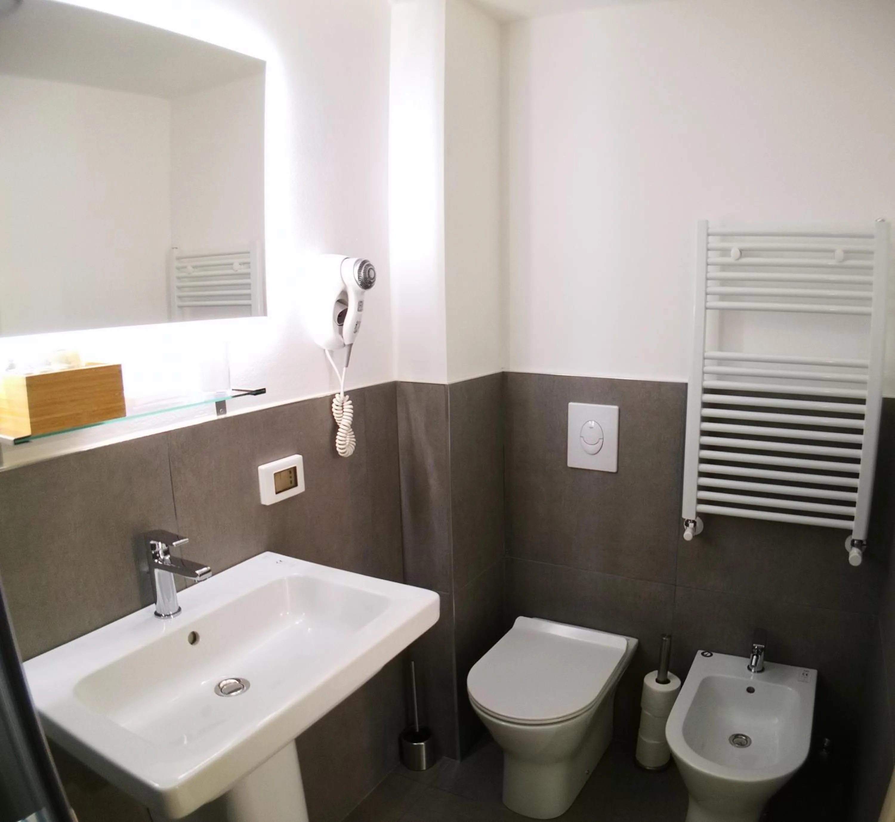 Toilet in B&B La Muraglia