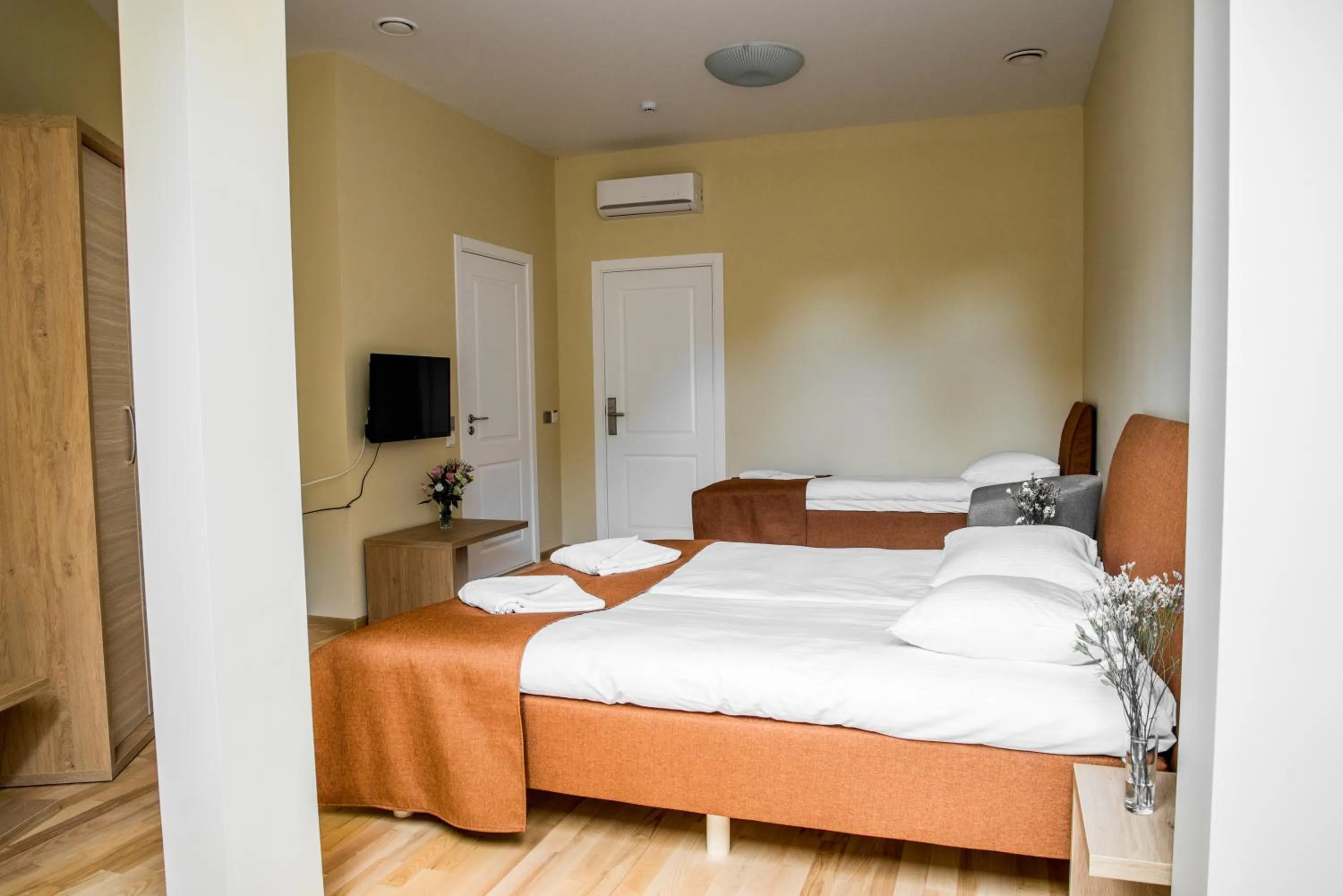 Photo of the whole room, Bed in Hotel Palanga Camping