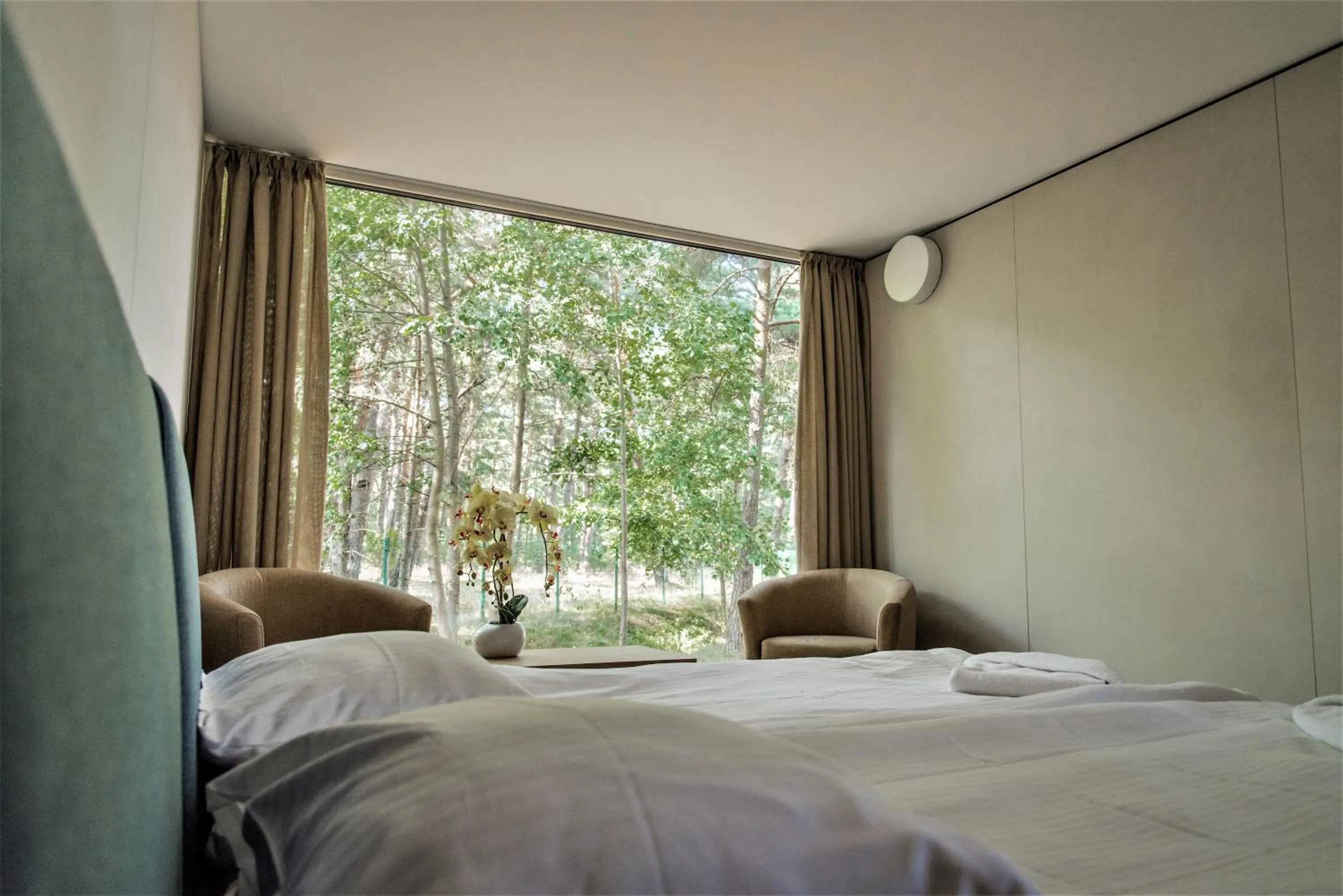 Garden view, Bed in Hotel Palanga Camping