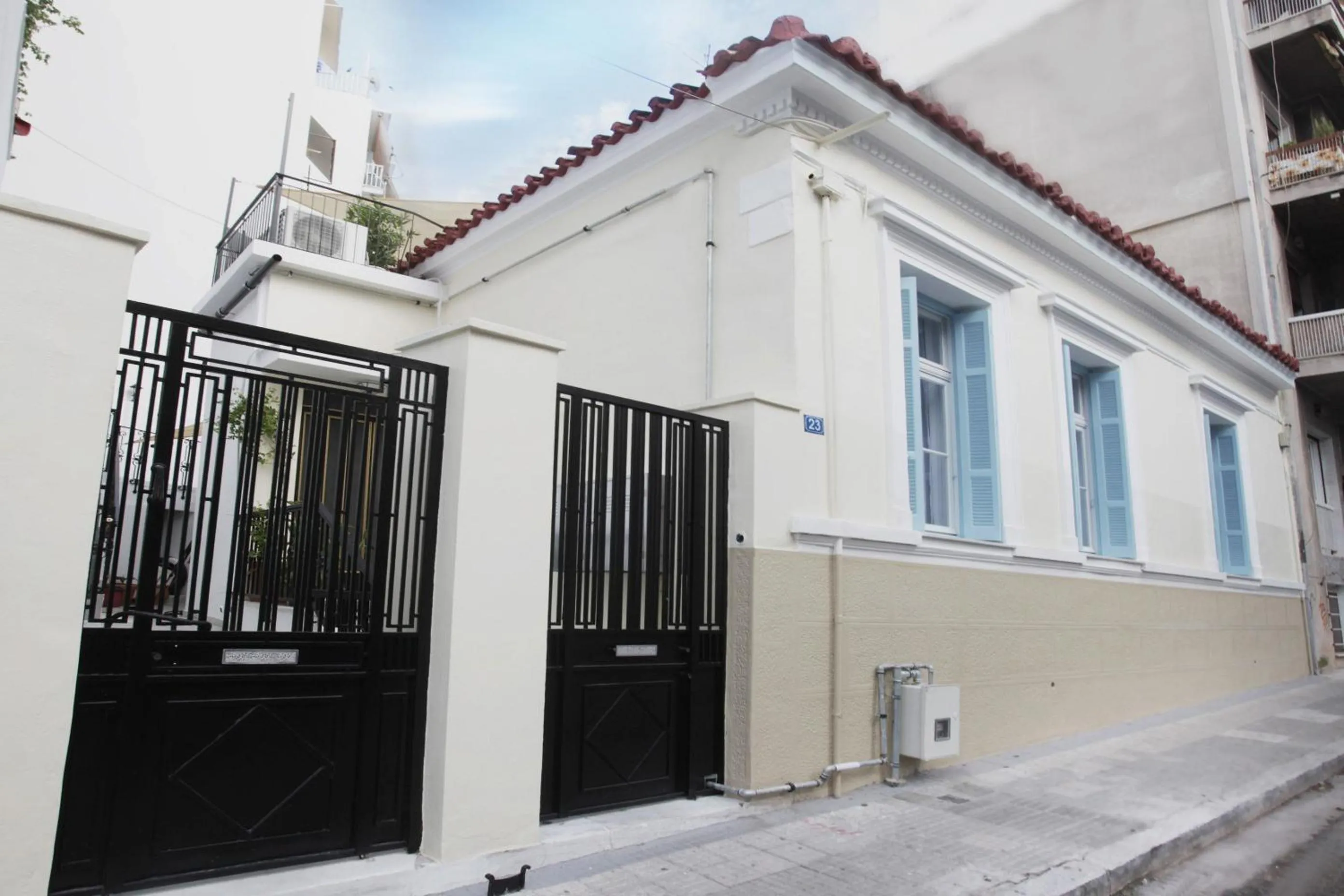 Facade/entrance in Live in Athens, THISEIO Historic House