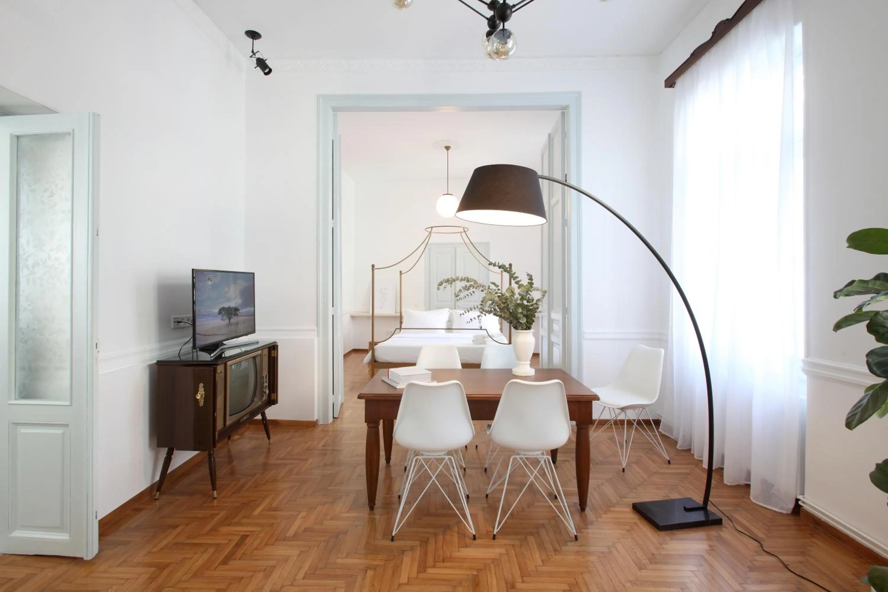 TV and multimedia in Live in Athens, THISEIO Historic House