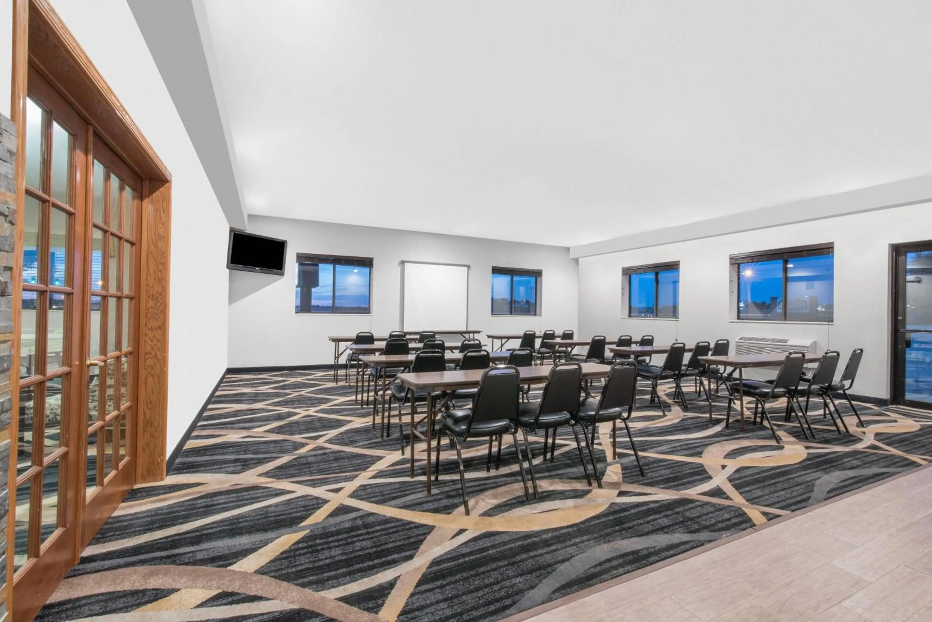 Meeting/conference room in Days Inn by Wyndham Watertown