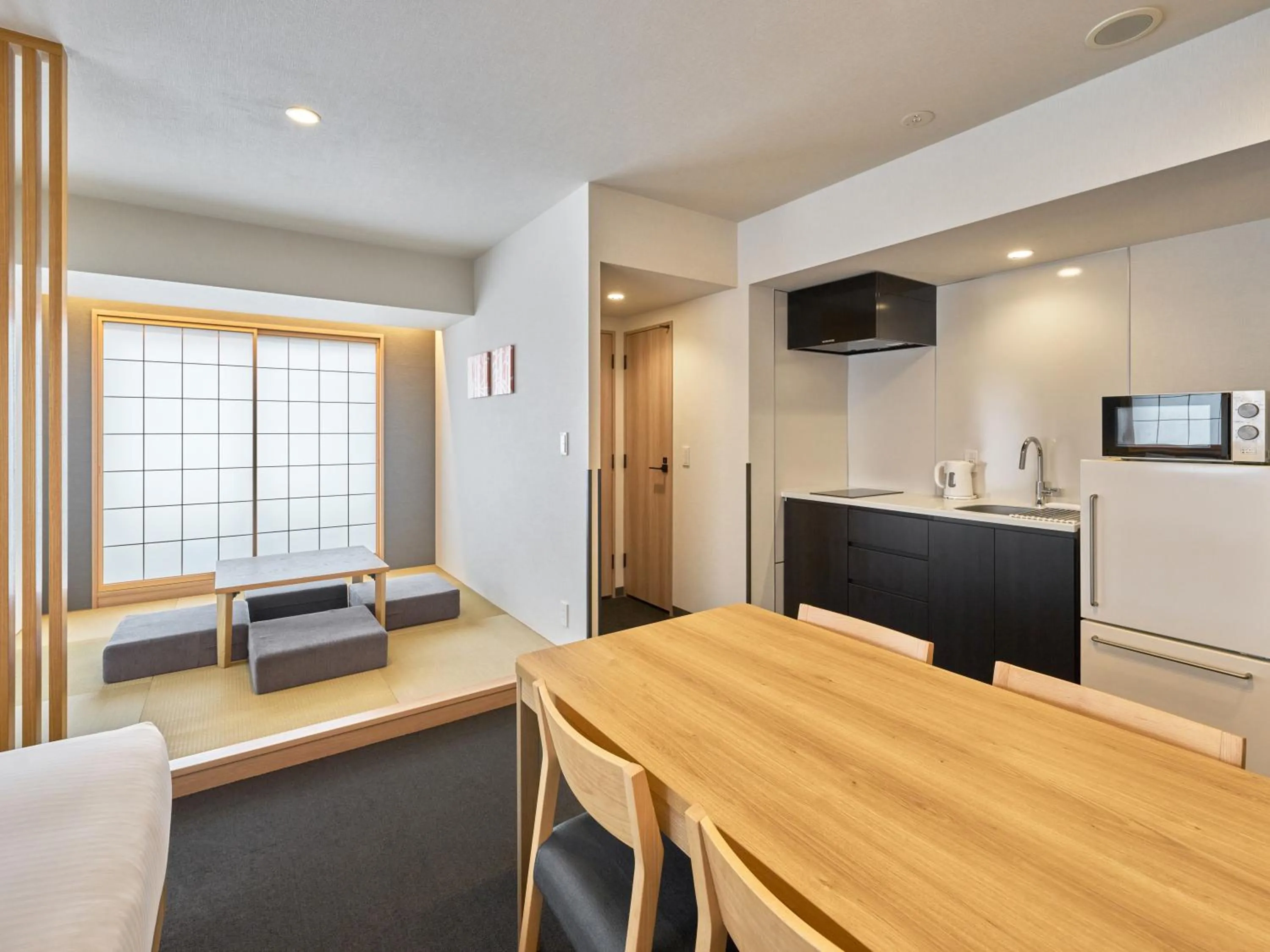 Photo of the whole room in MIMARU Tokyo Ueno Inaricho