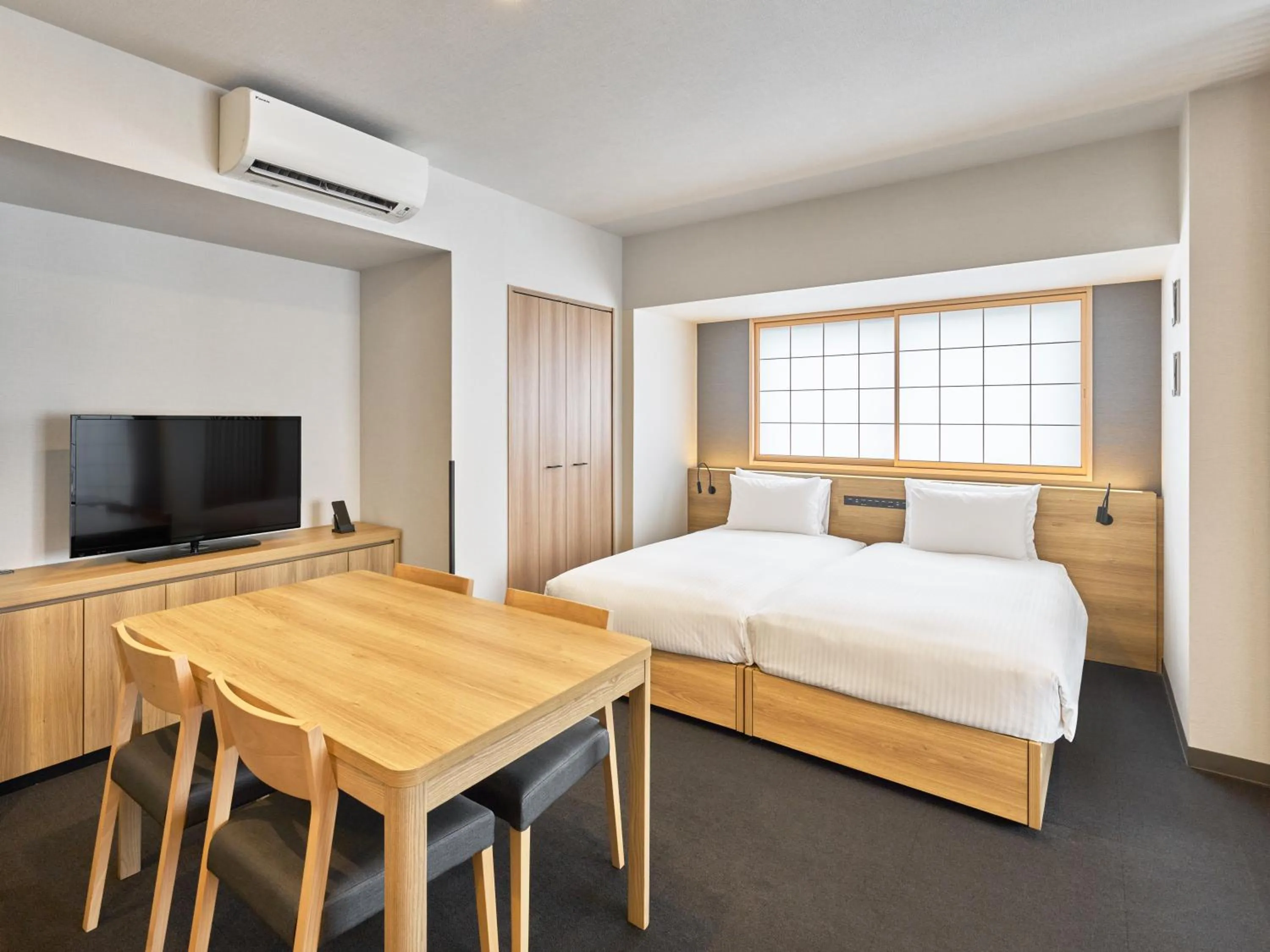 Photo of the whole room, Bed in MIMARU Tokyo Ueno Inaricho