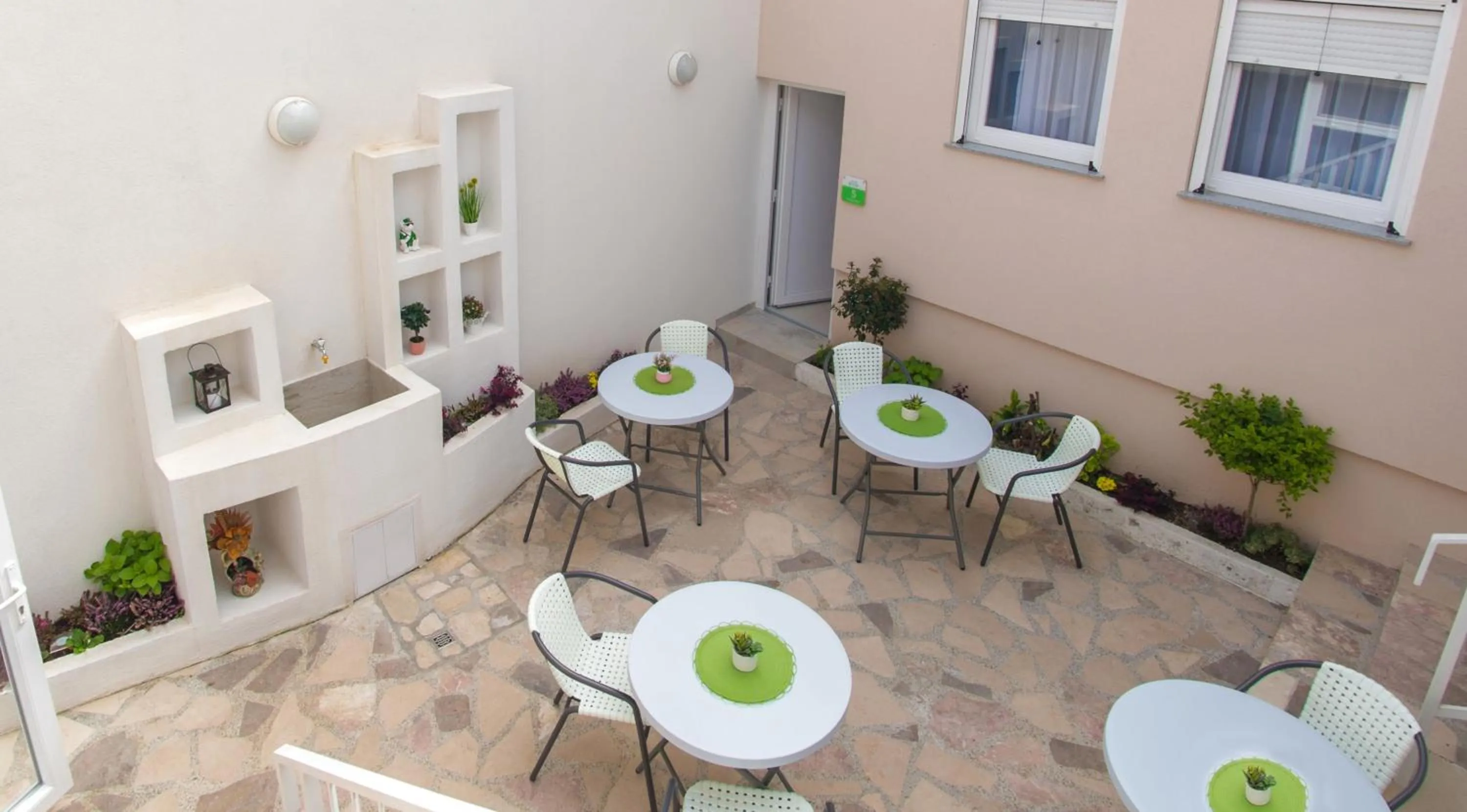 Balcony/Terrace in Five Rivers Rooms