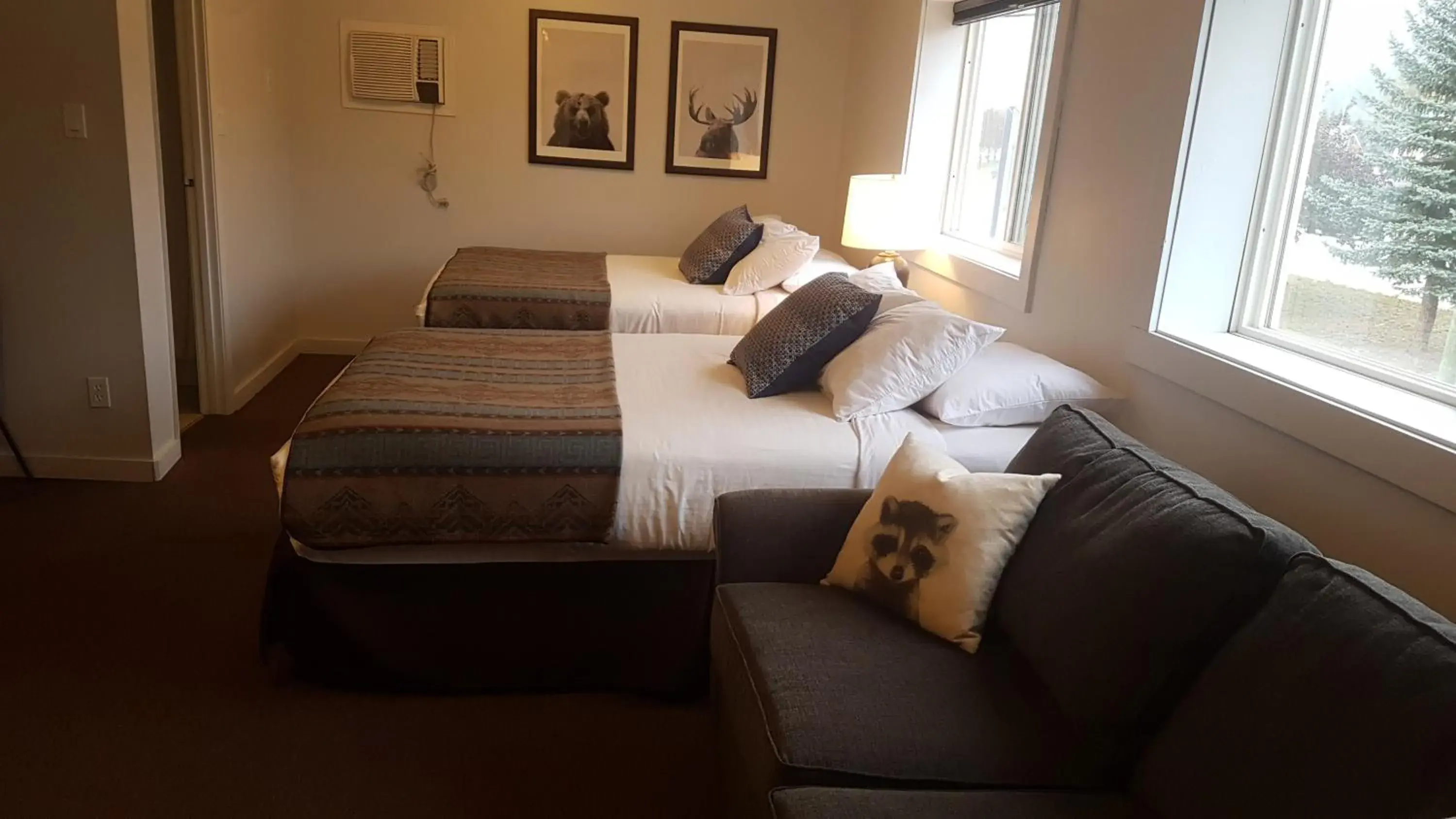 Two-Bedroom Suite - No Pets Allowed in Snow Valley Lodging Two-Bedroom Suite - No Pets Allowed in Snow Valley Lodging