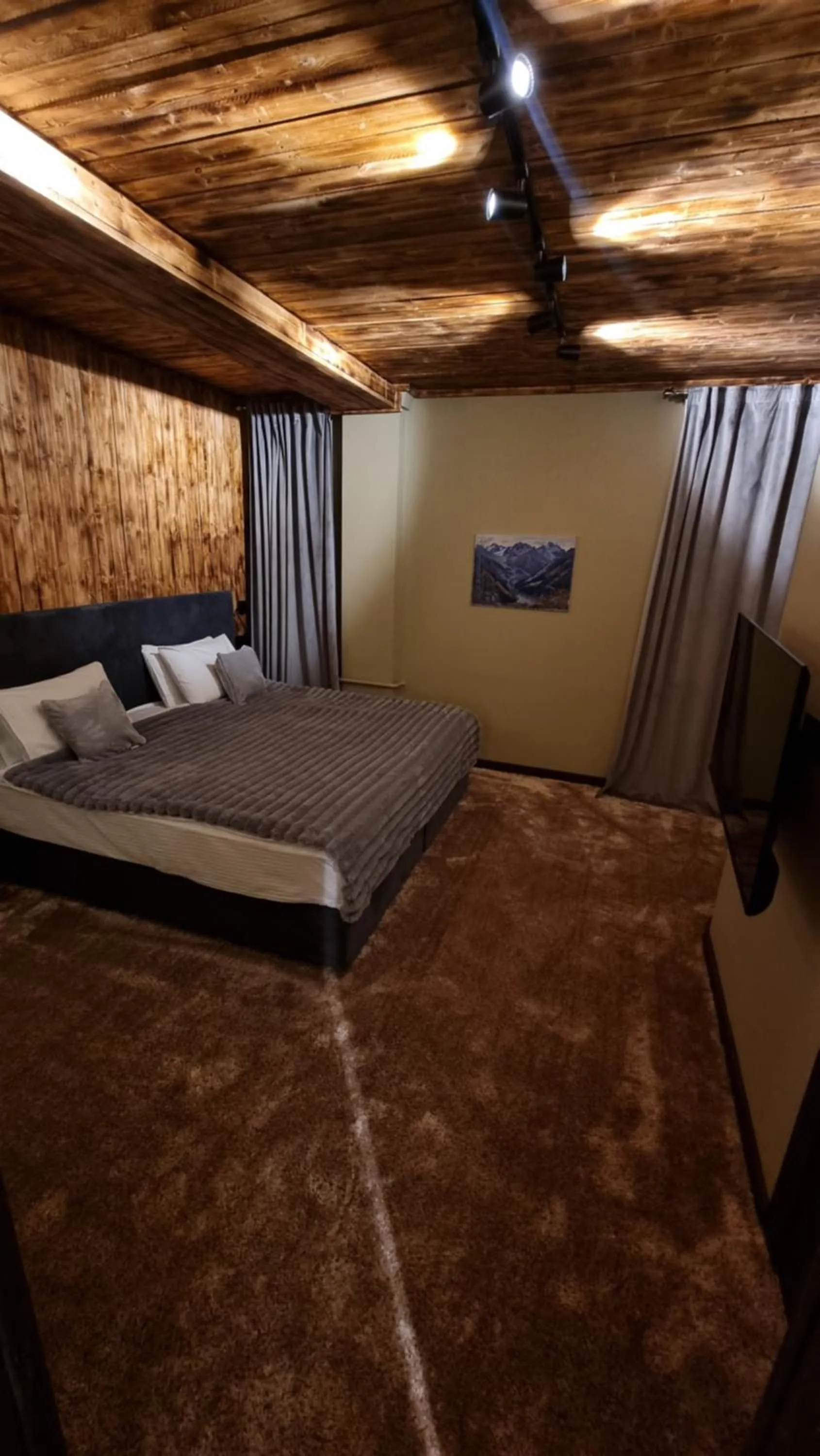 Bedroom, Bed in Shymbulak Resort Hotel
