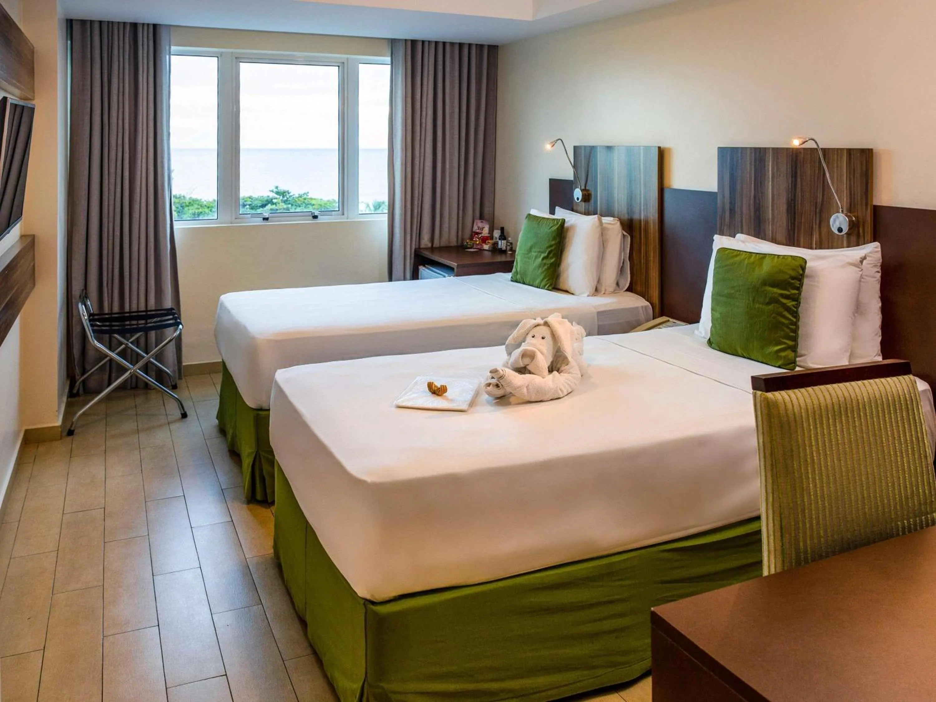 Bedroom, Bed in Mercure Maceio Pajuçara