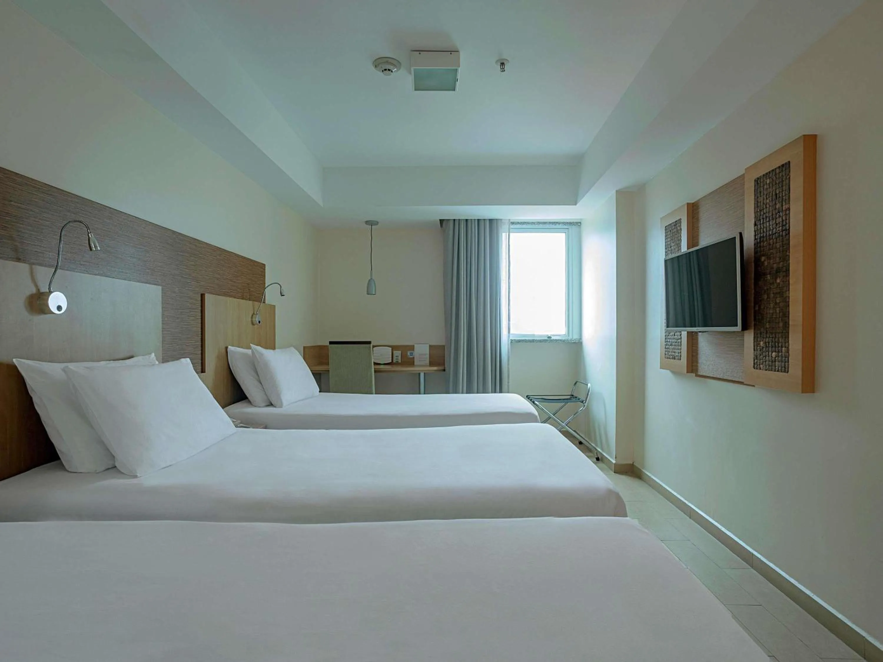 Bedroom, Bed in Mercure Maceio Pajuçara