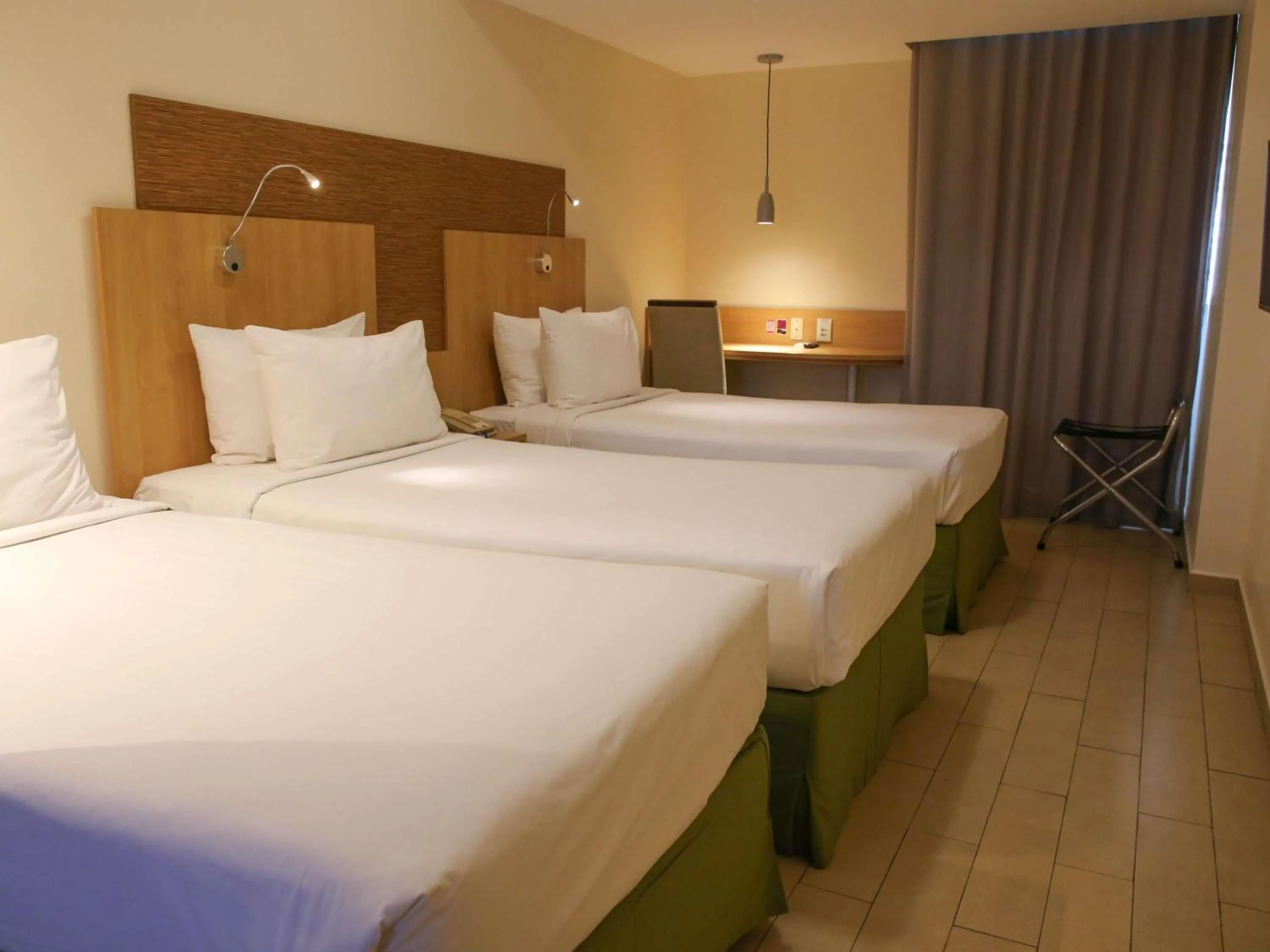 Bedroom, Bed in Mercure Maceio Pajuçara