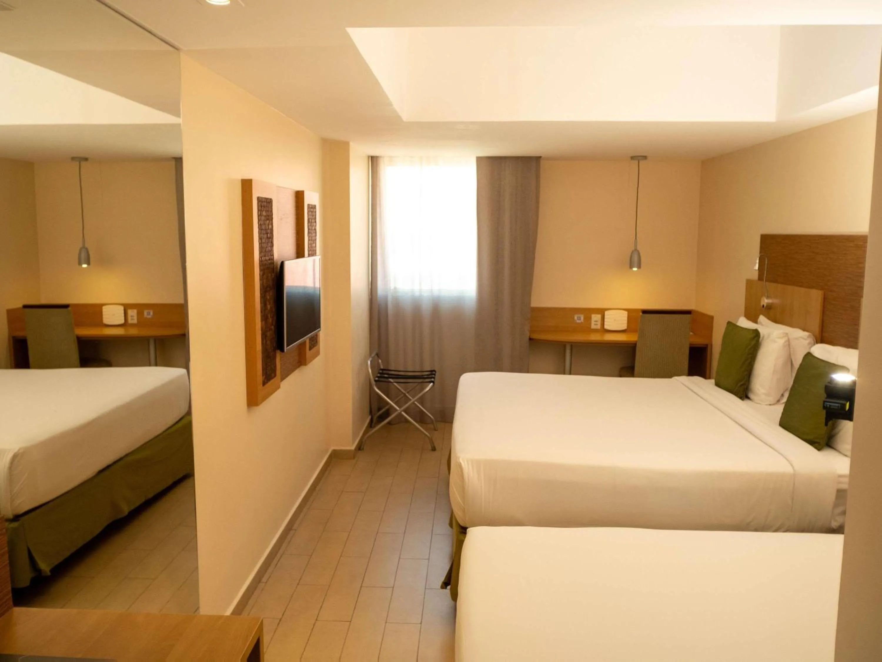 Bedroom, Bed in Mercure Maceio Pajuçara