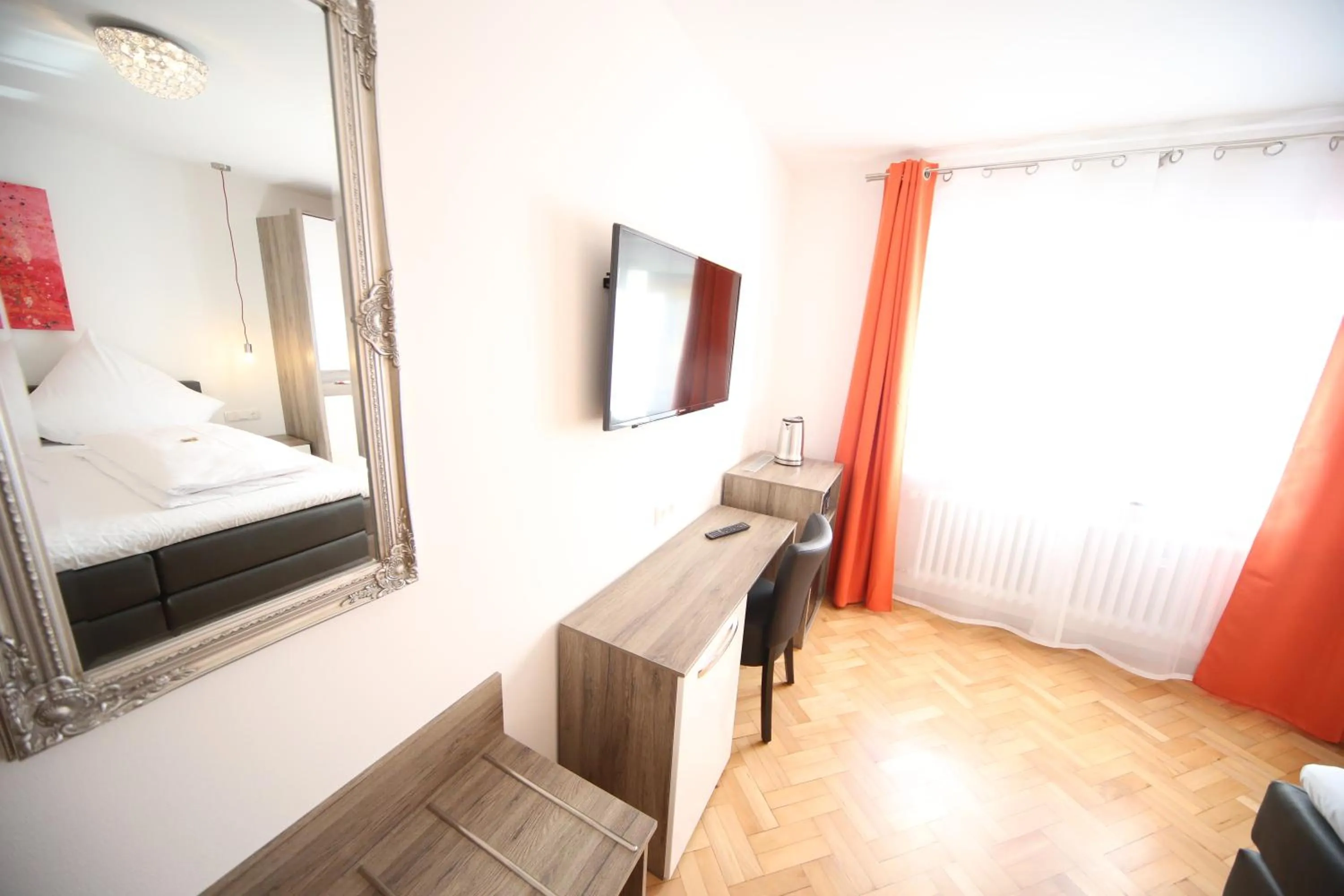 TV and multimedia in La Maison Vintage