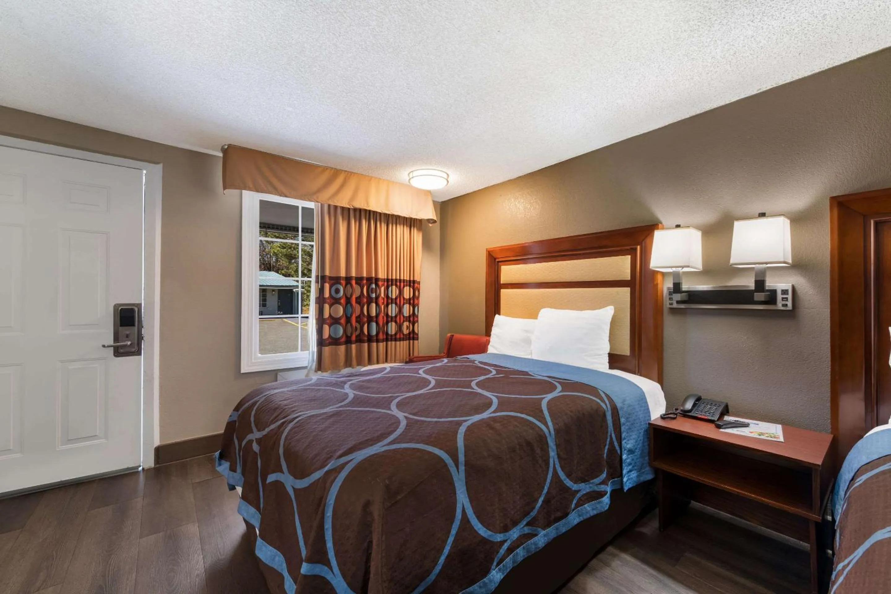 Bedroom, Bed in Rodeway Inn Charlotte Airport Area