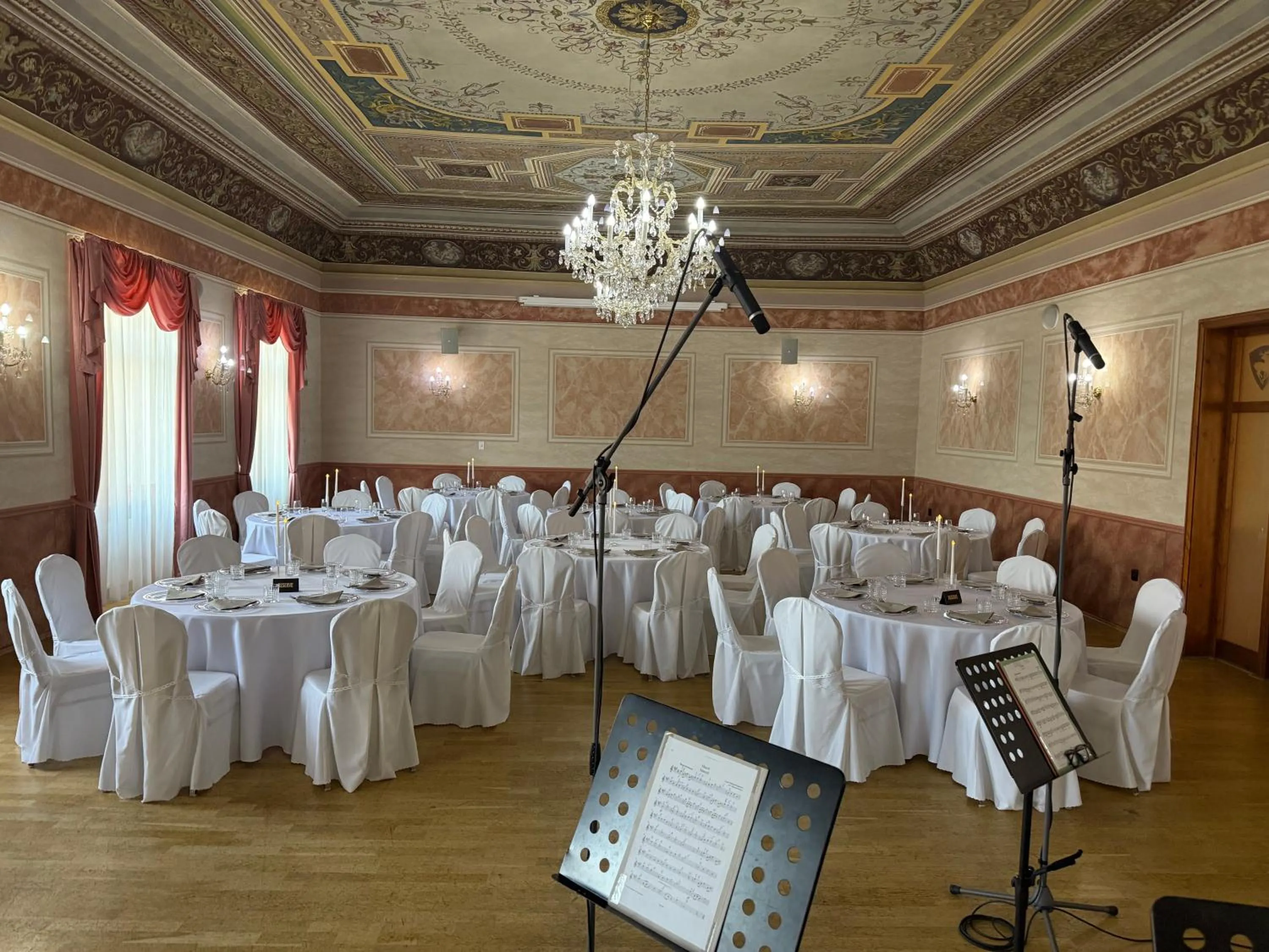 TV and multimedia in Hotel Jelen