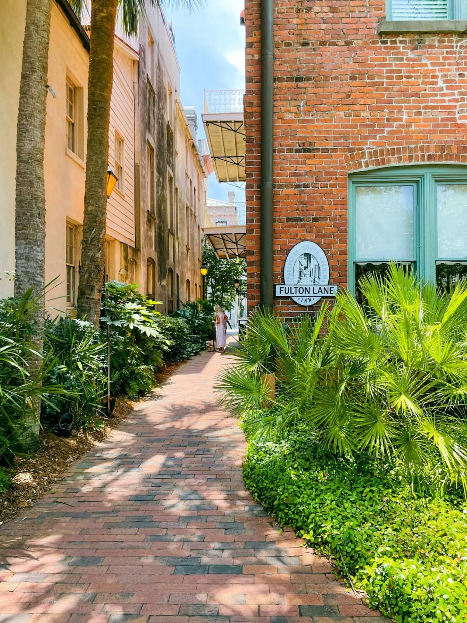 Property building in Fulton Lane Inn