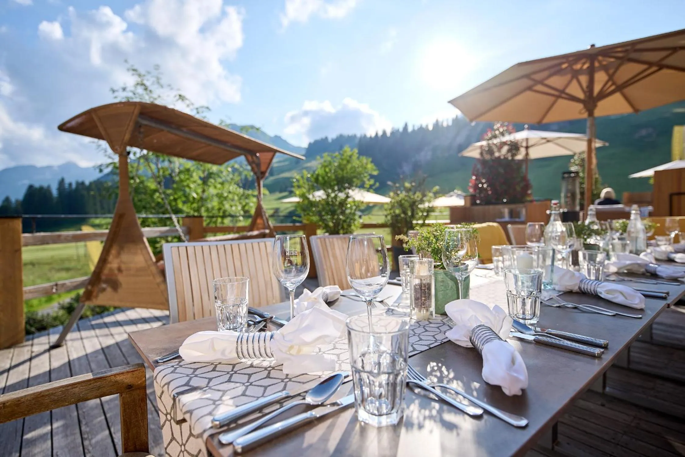 Restaurant/places to eat in Hotel Mohnenfluh