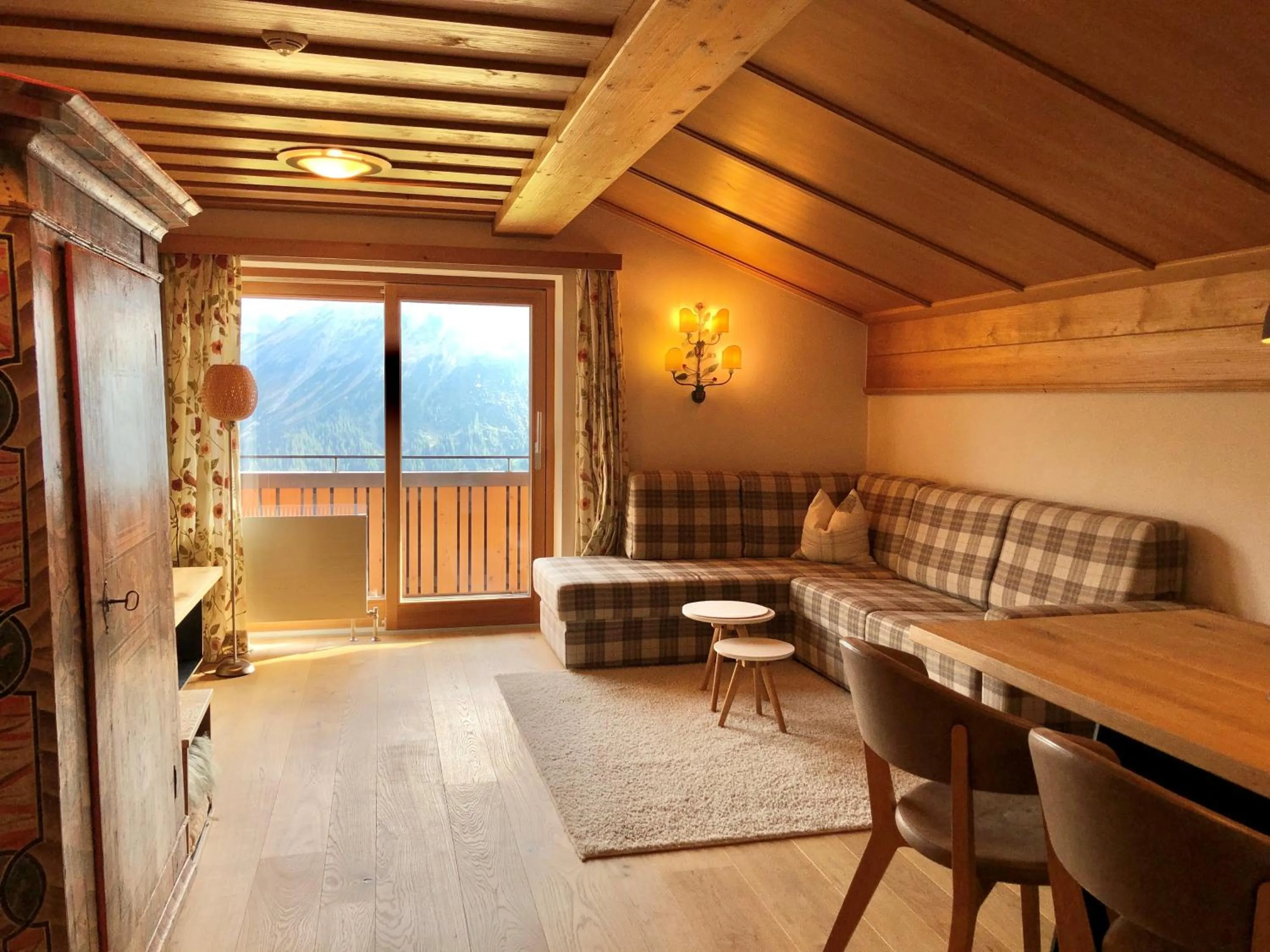 Living room in Hotel Mohnenfluh