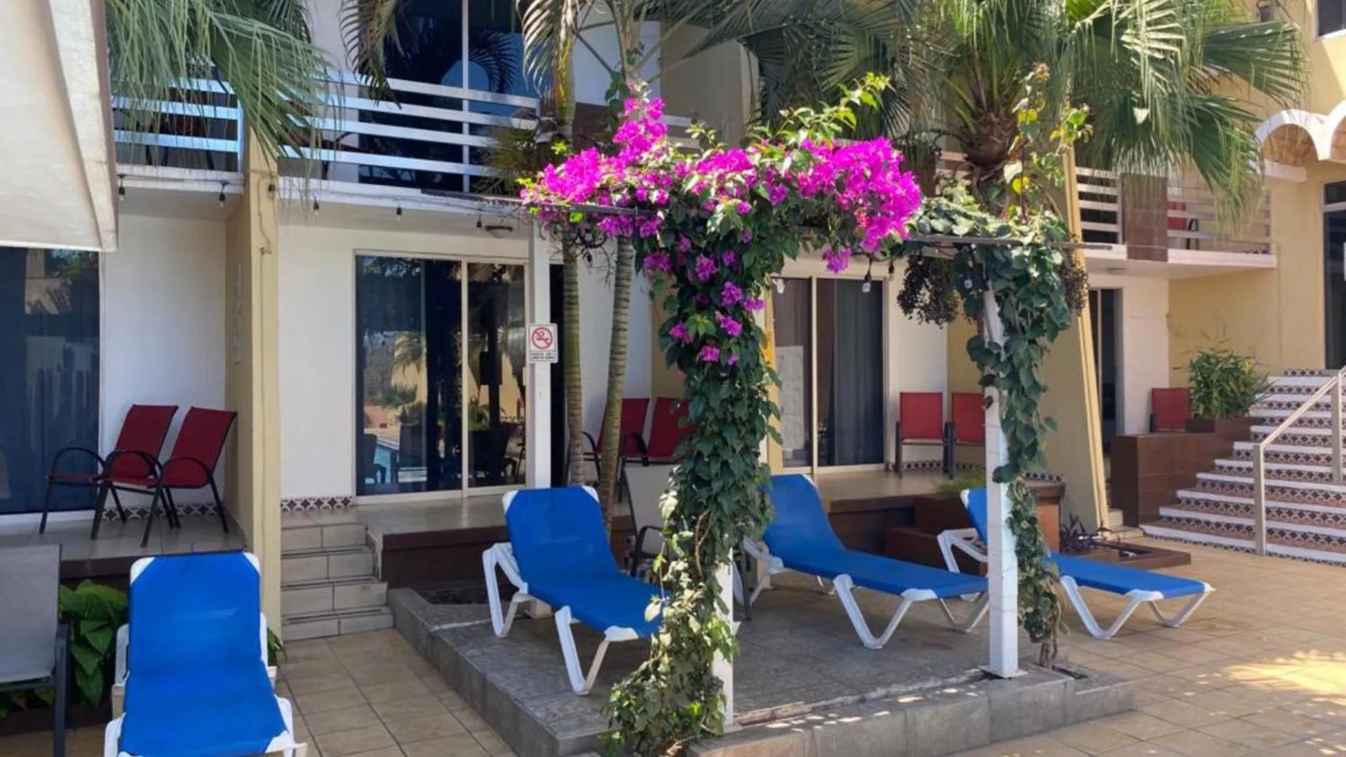 Swimming pool in VF Villa Florencia Hotel