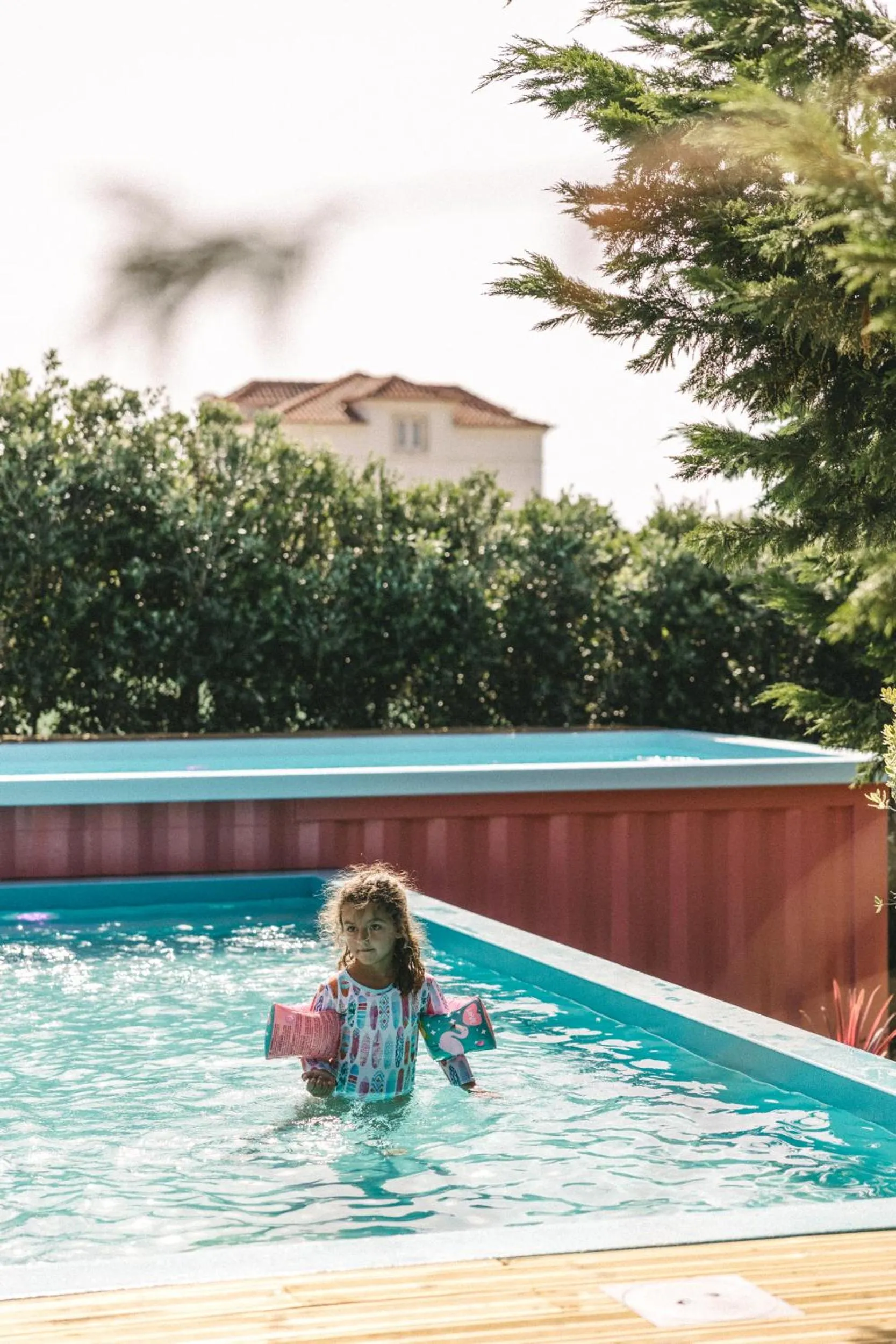 Swimming pool in You and the sea