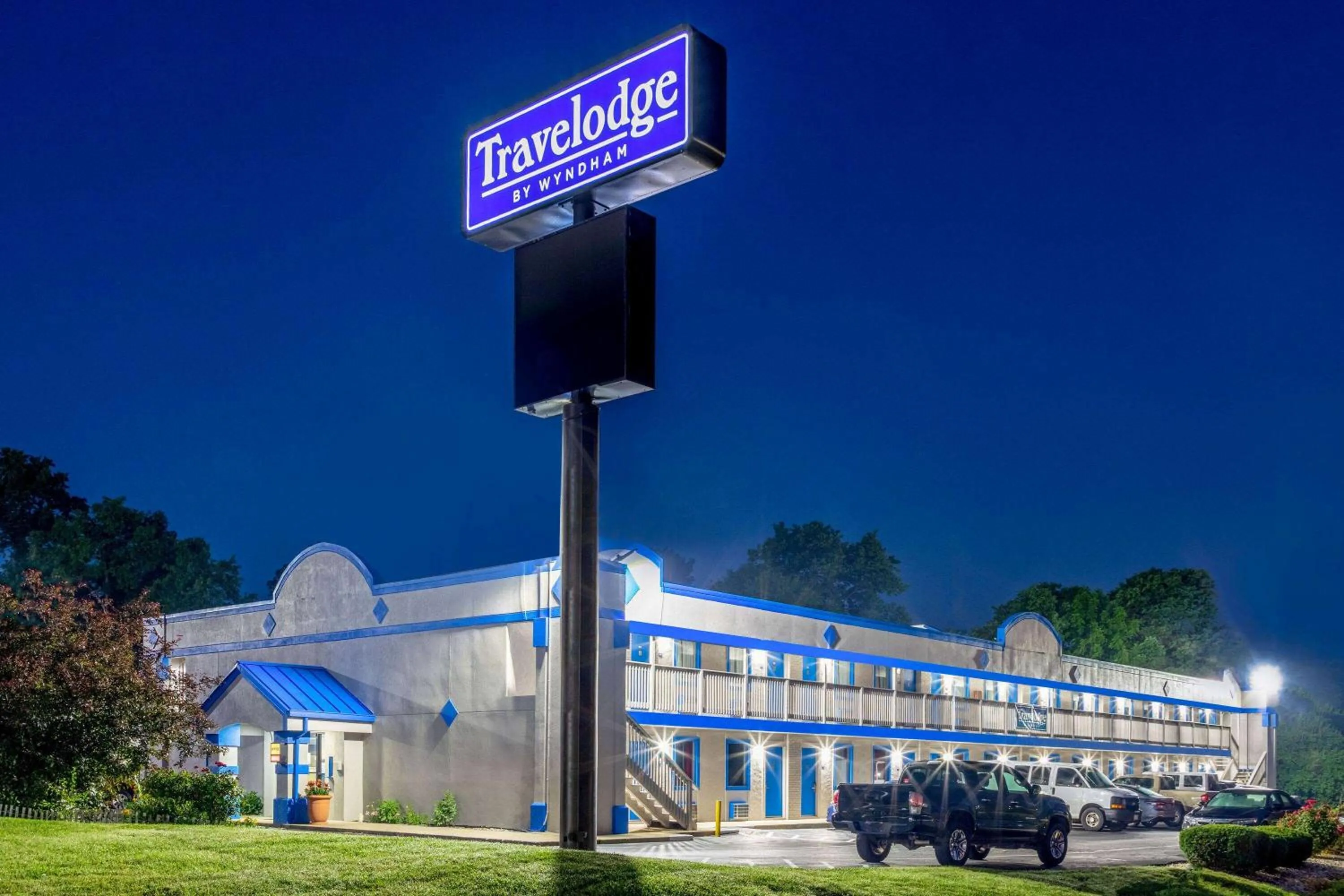 Property building in Travelodge by Wyndham Richmond IN