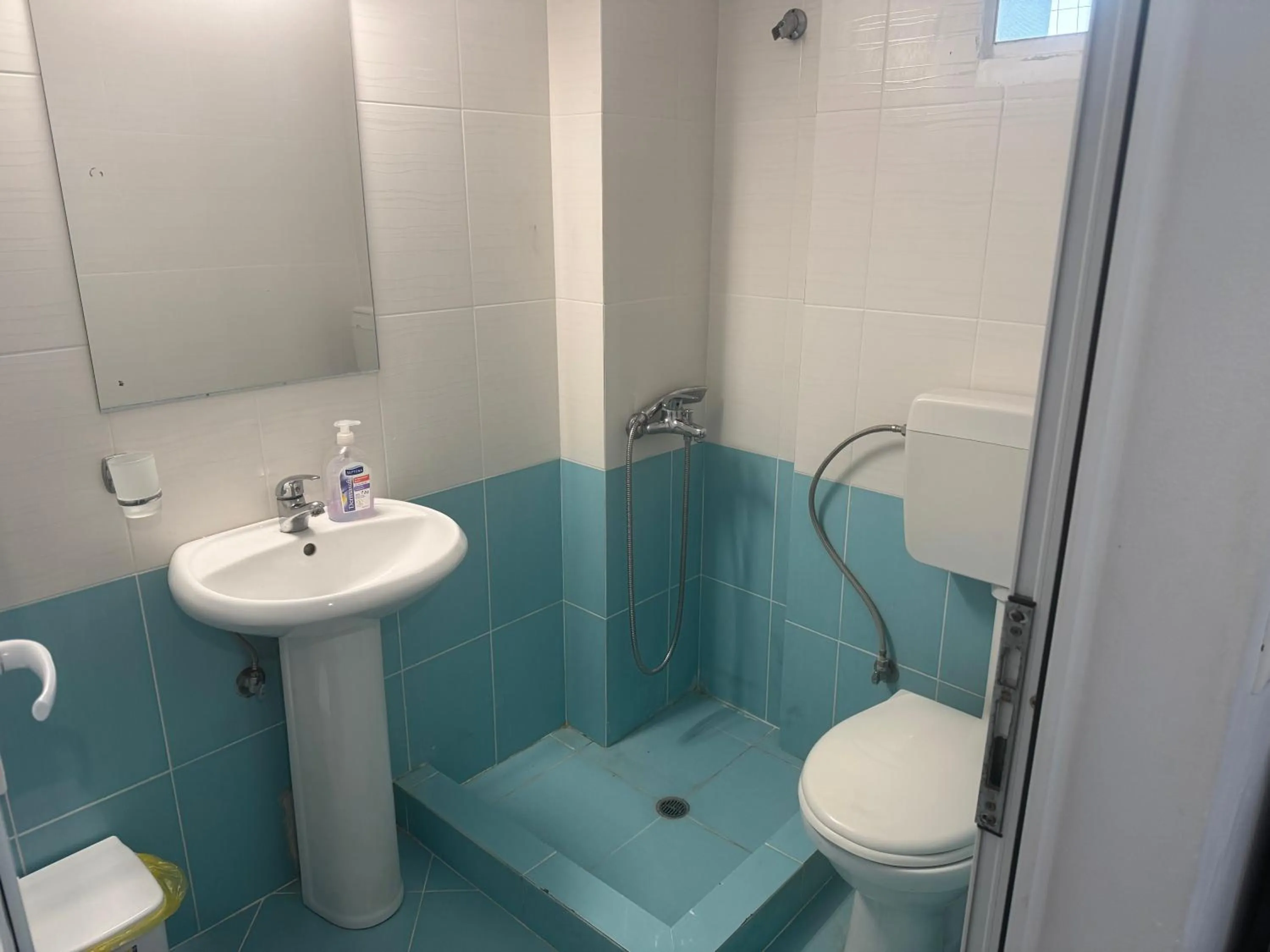 Shower in Petros rooms