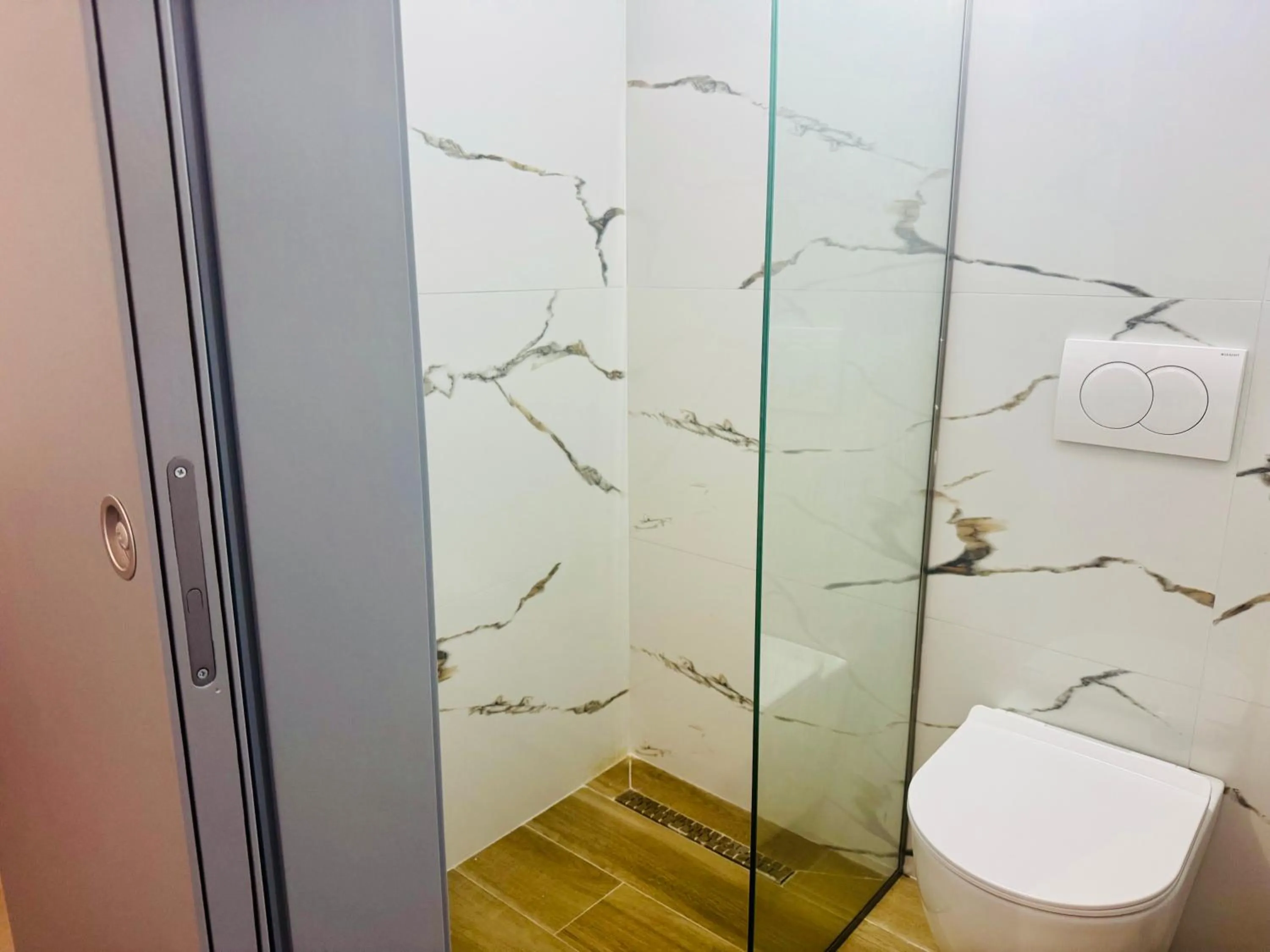 Shower in Petros rooms