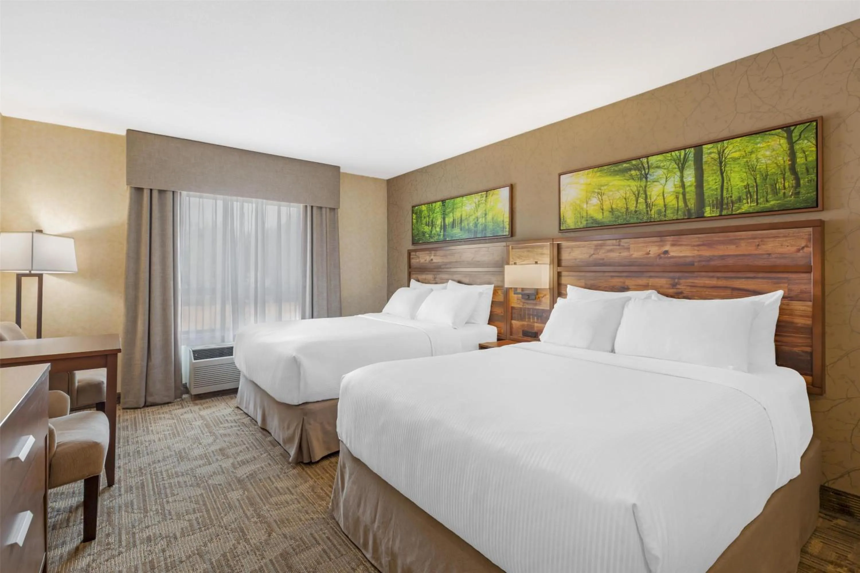 Bedroom, Bed in Best Western Plus Valemount Inn & Suites