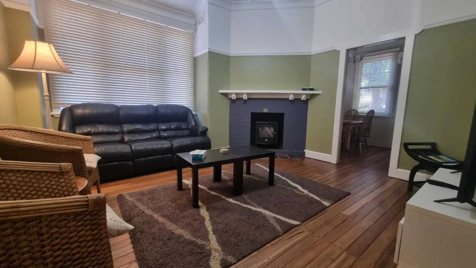 Living room in Waterview Gosford Motor Inn