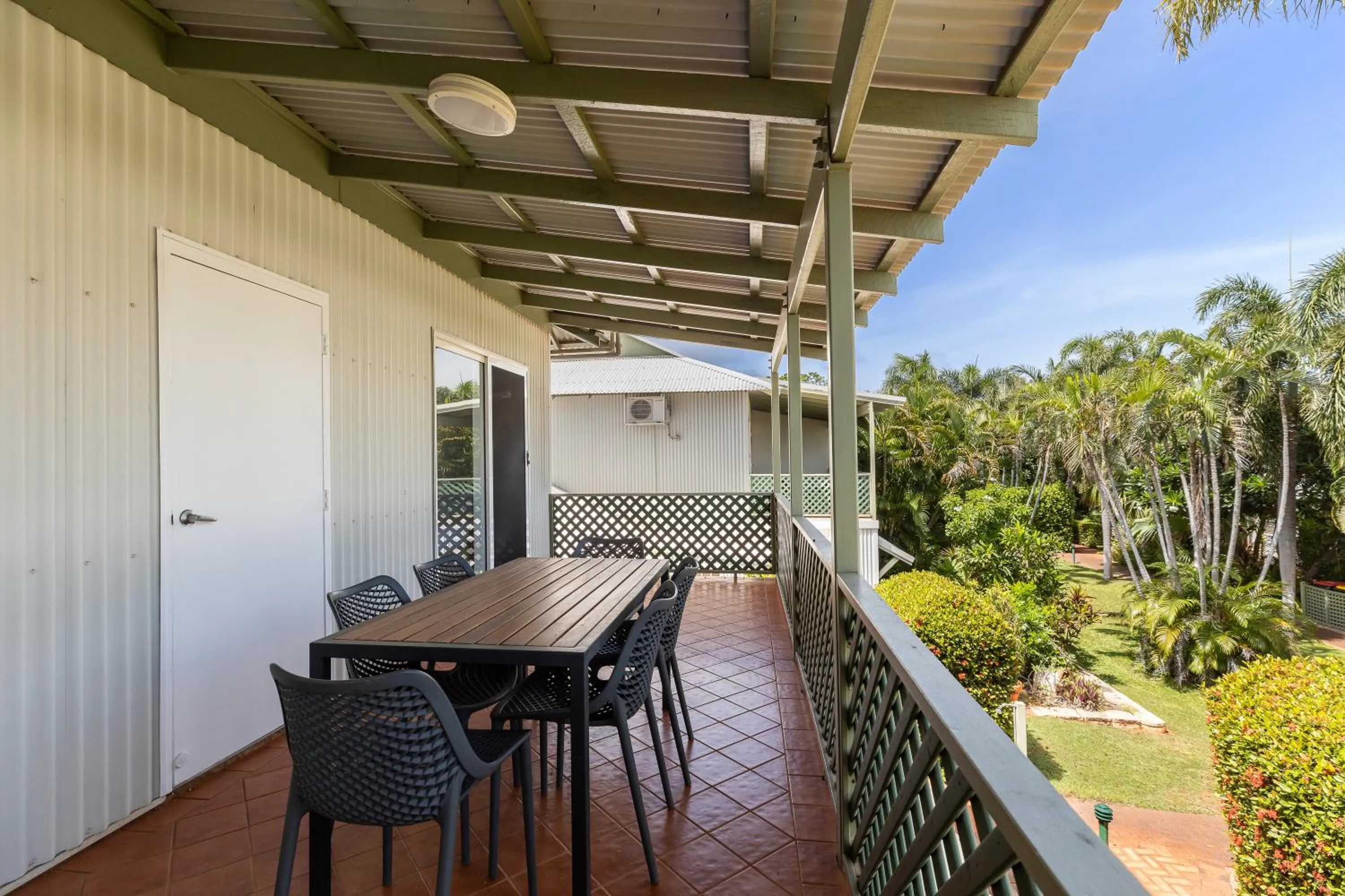 Balcony/Terrace in Cable Beachside Villas