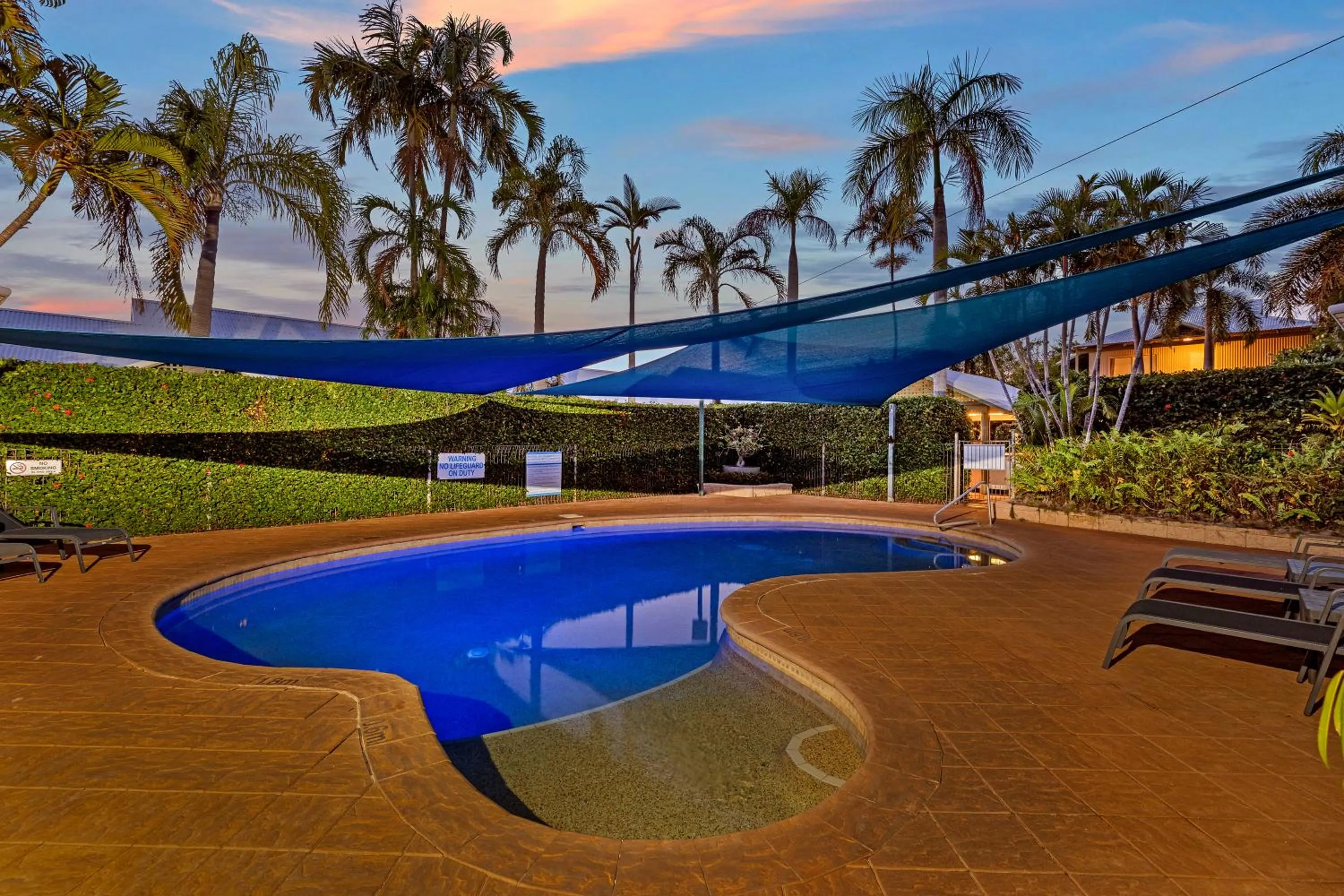 Cable Beachside Villas