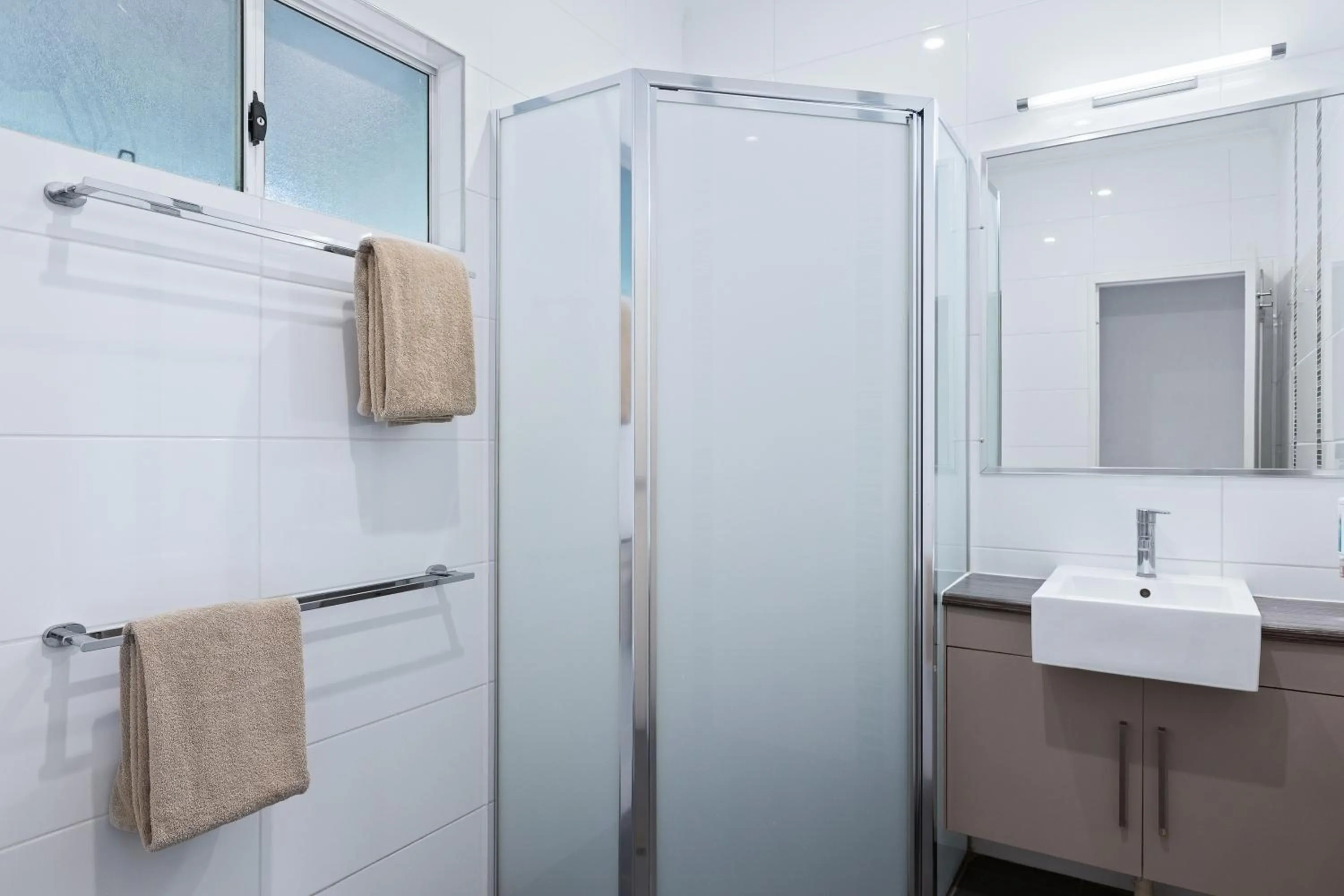 Shower in Cable Beachside Villas