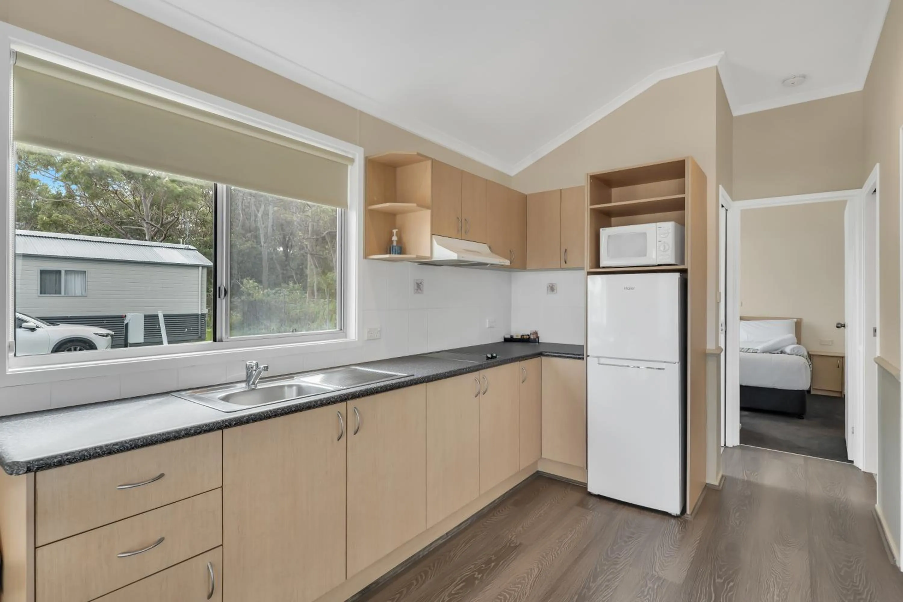 Kitchen or kitchenette in Ingenia Holidays Middle Rock