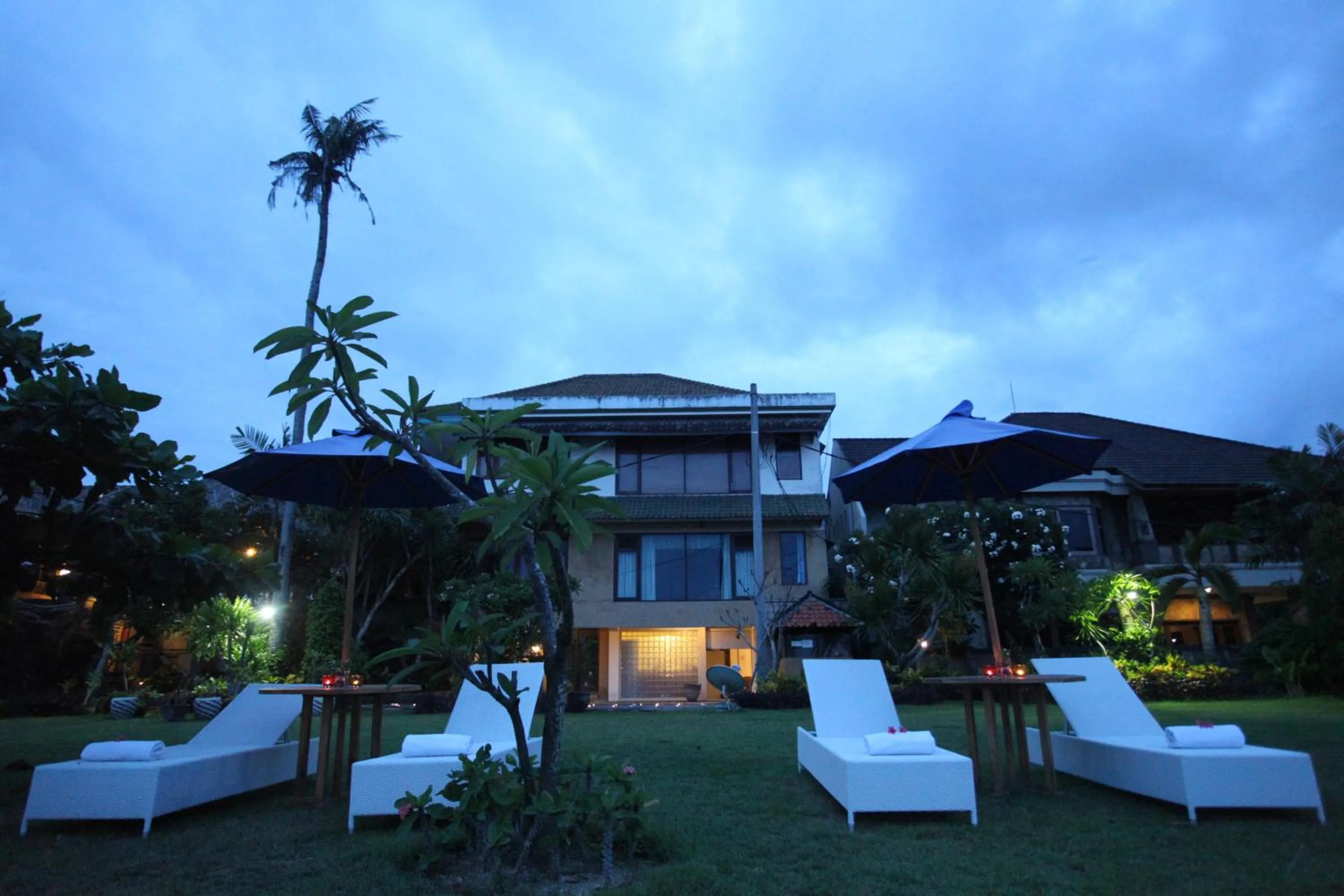 Garden in Sanur Seaview Hotel