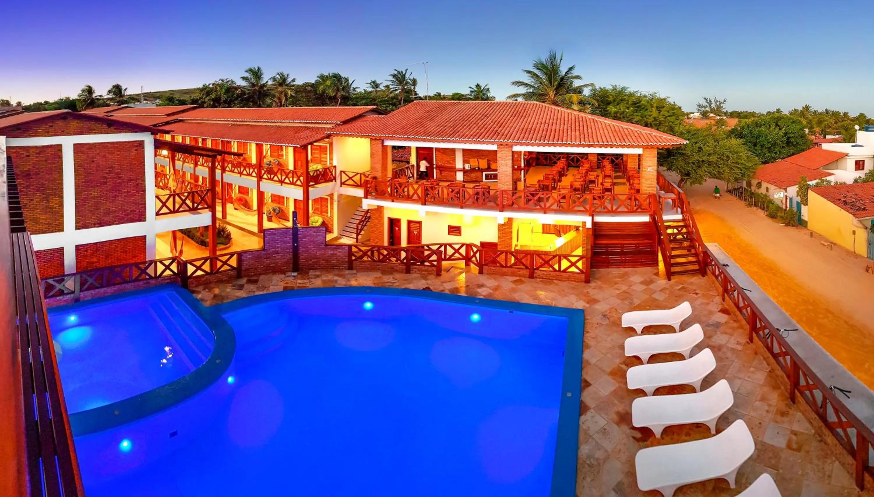 Pool view in Jeri Hotel Group