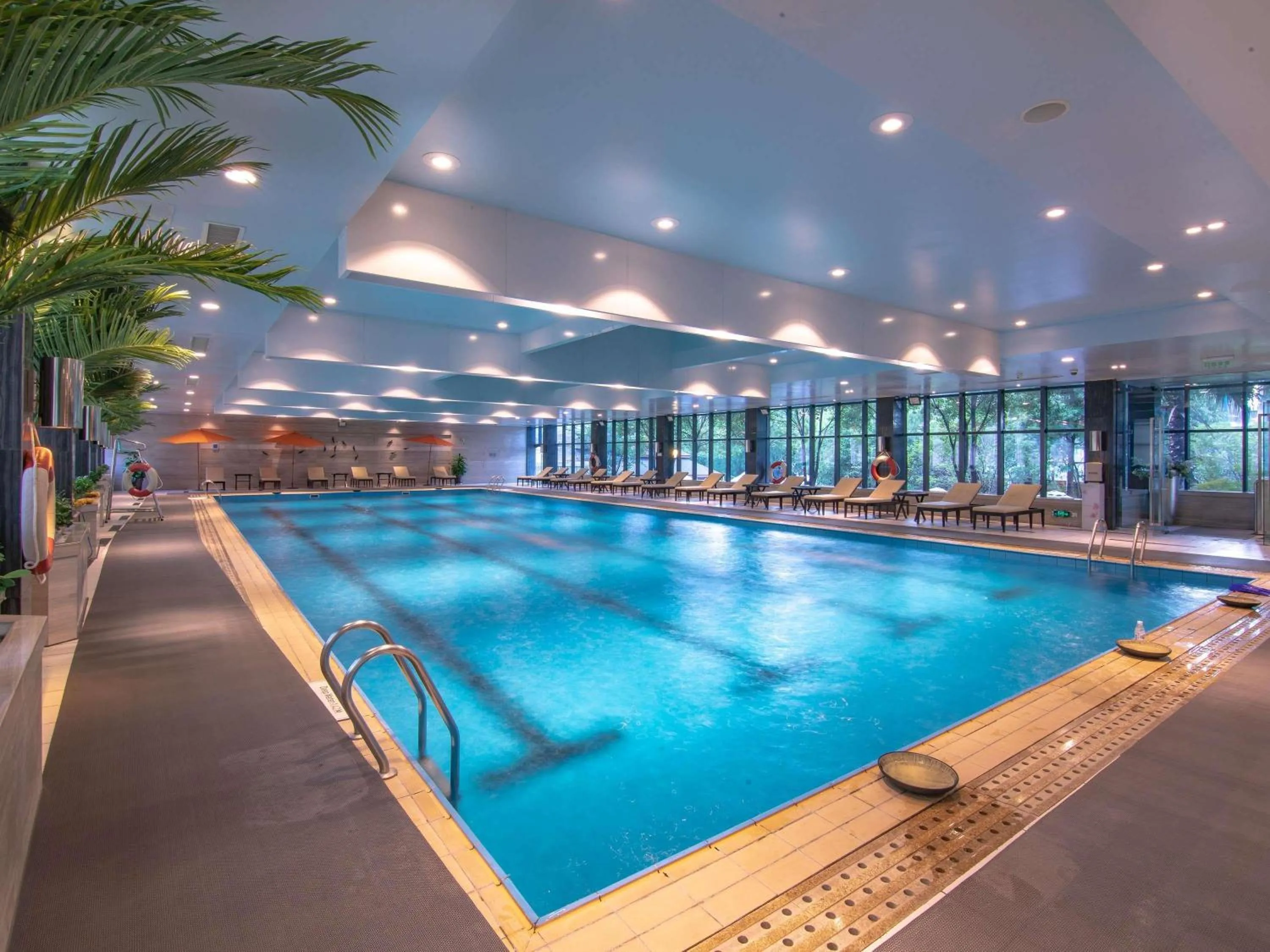 Pool view in Pullman Guiyang