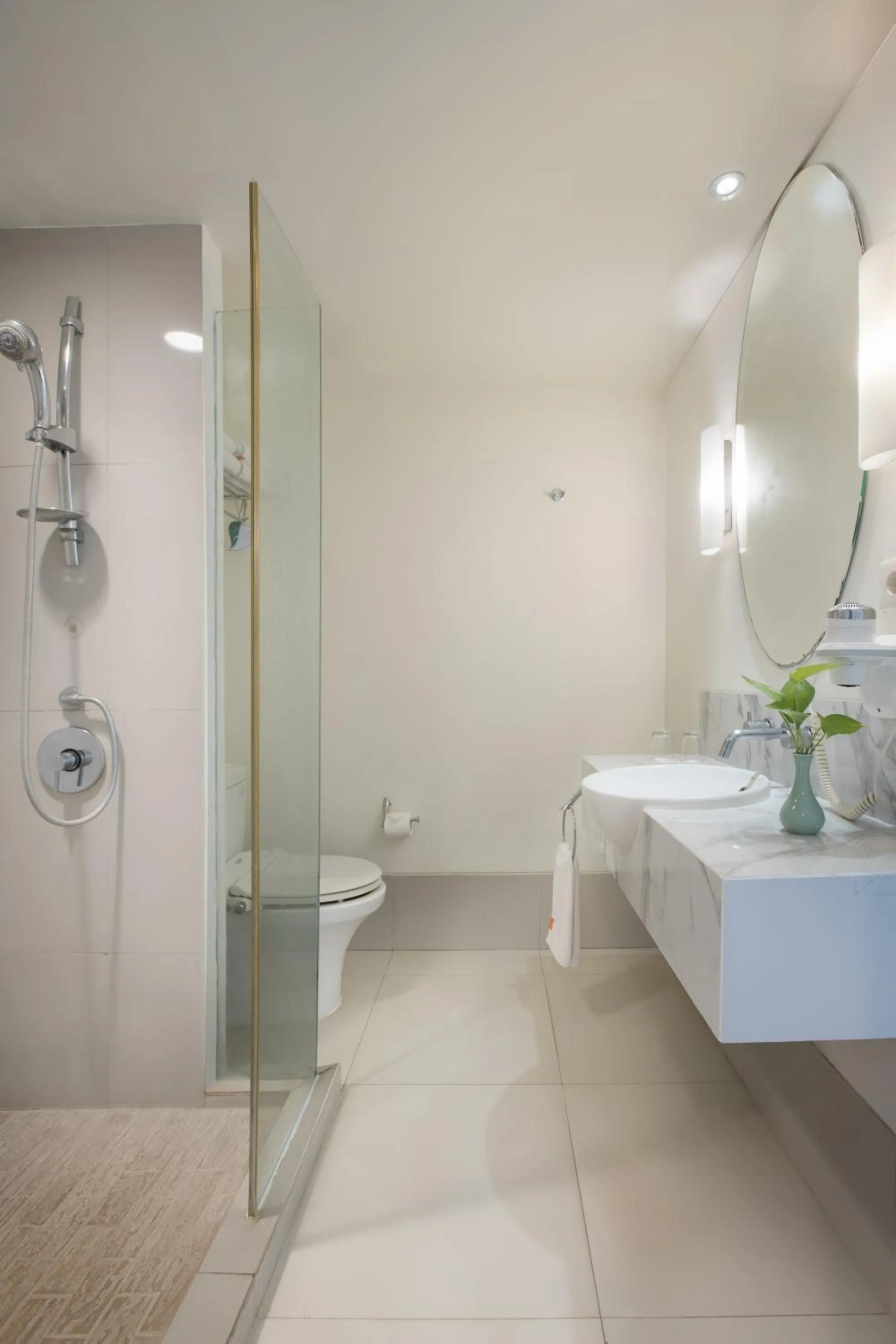 Bathroom in HARRIS Hotel & Residences Sunset Road