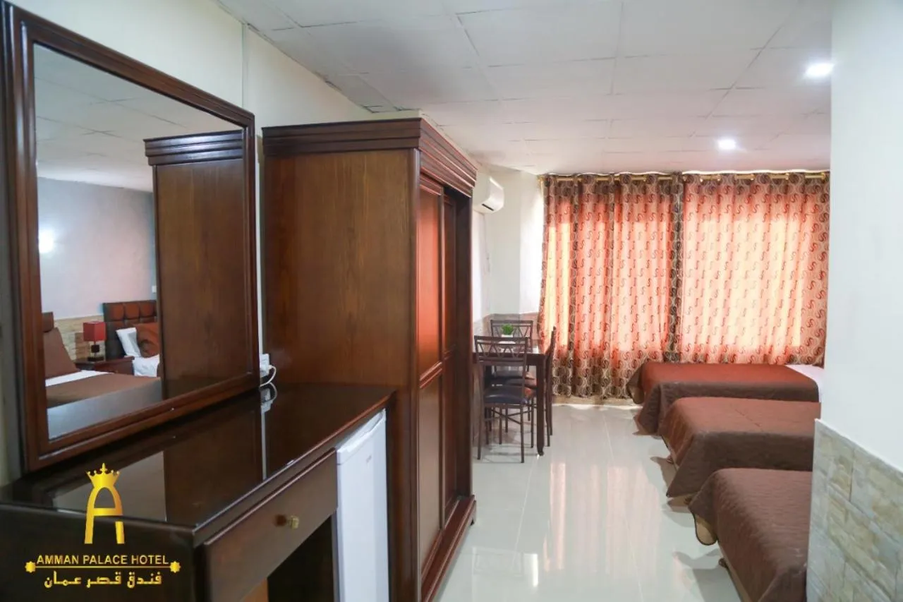 Bedroom, Bed in Amman Palace Hotel