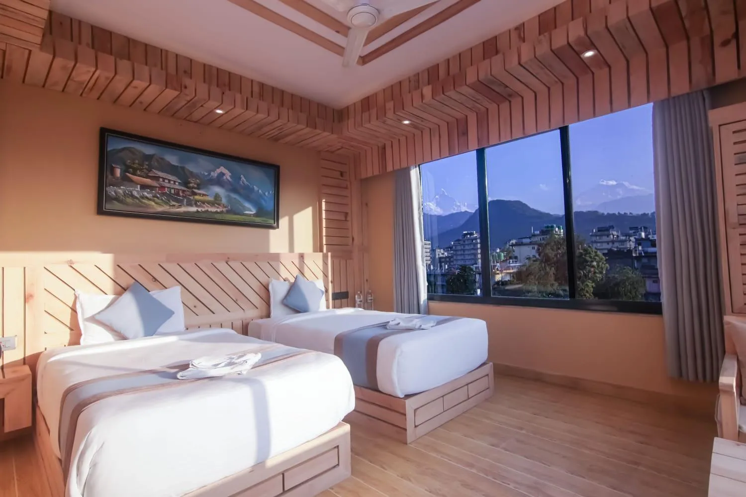 TV and multimedia, Bed in Trekkers Inn Boutique Hotel Pokhara