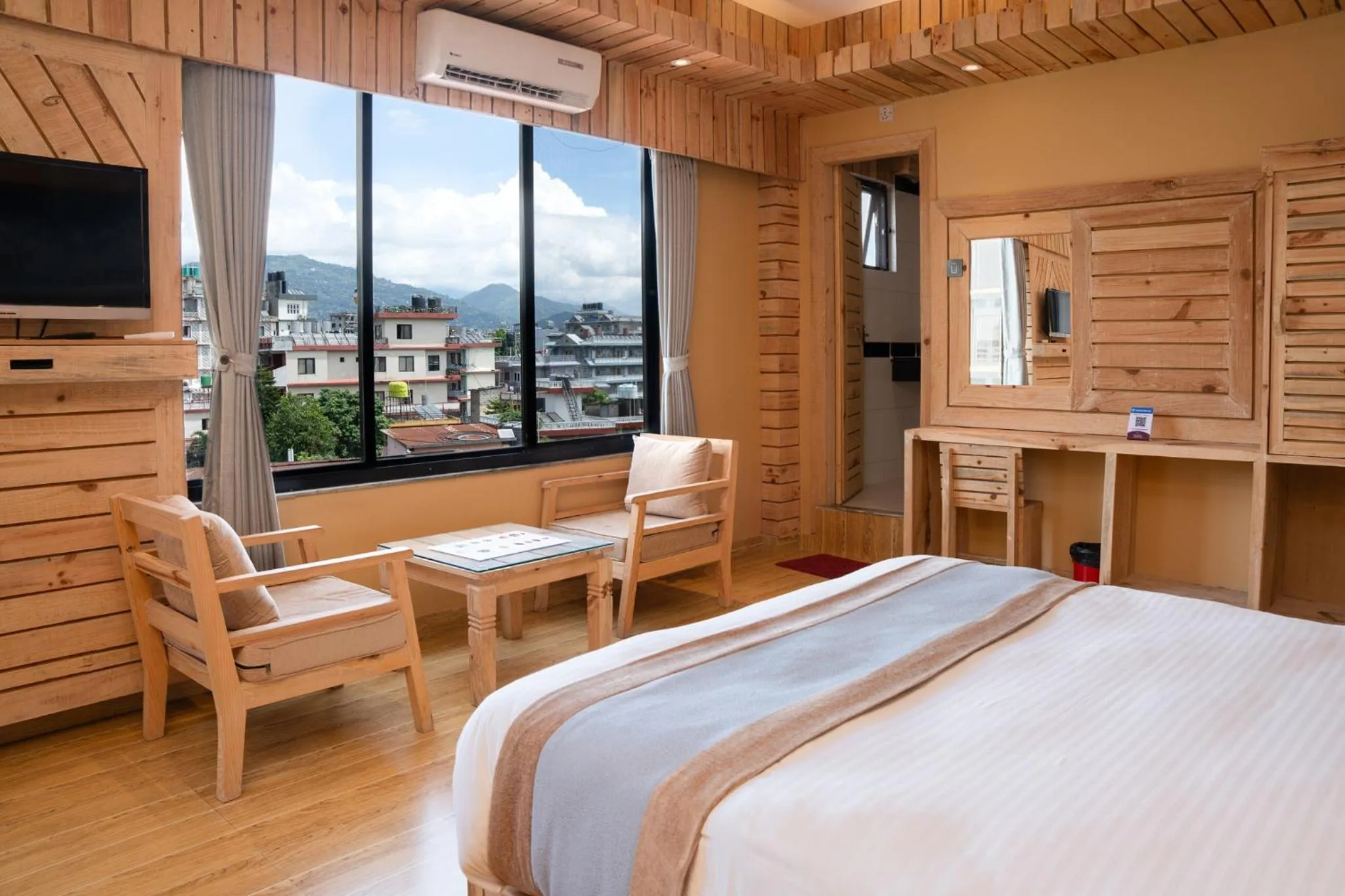 Bedroom, Bed in Trekkers Inn Boutique Hotel Pokhara