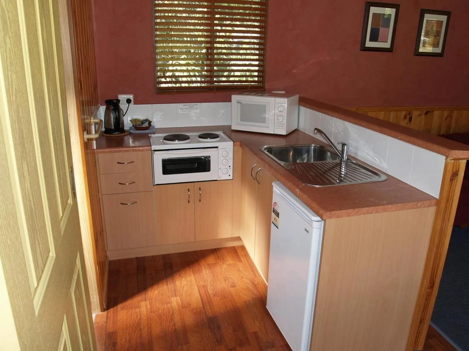 Kitchen or kitchenette in Launceston Holiday Park Legana
