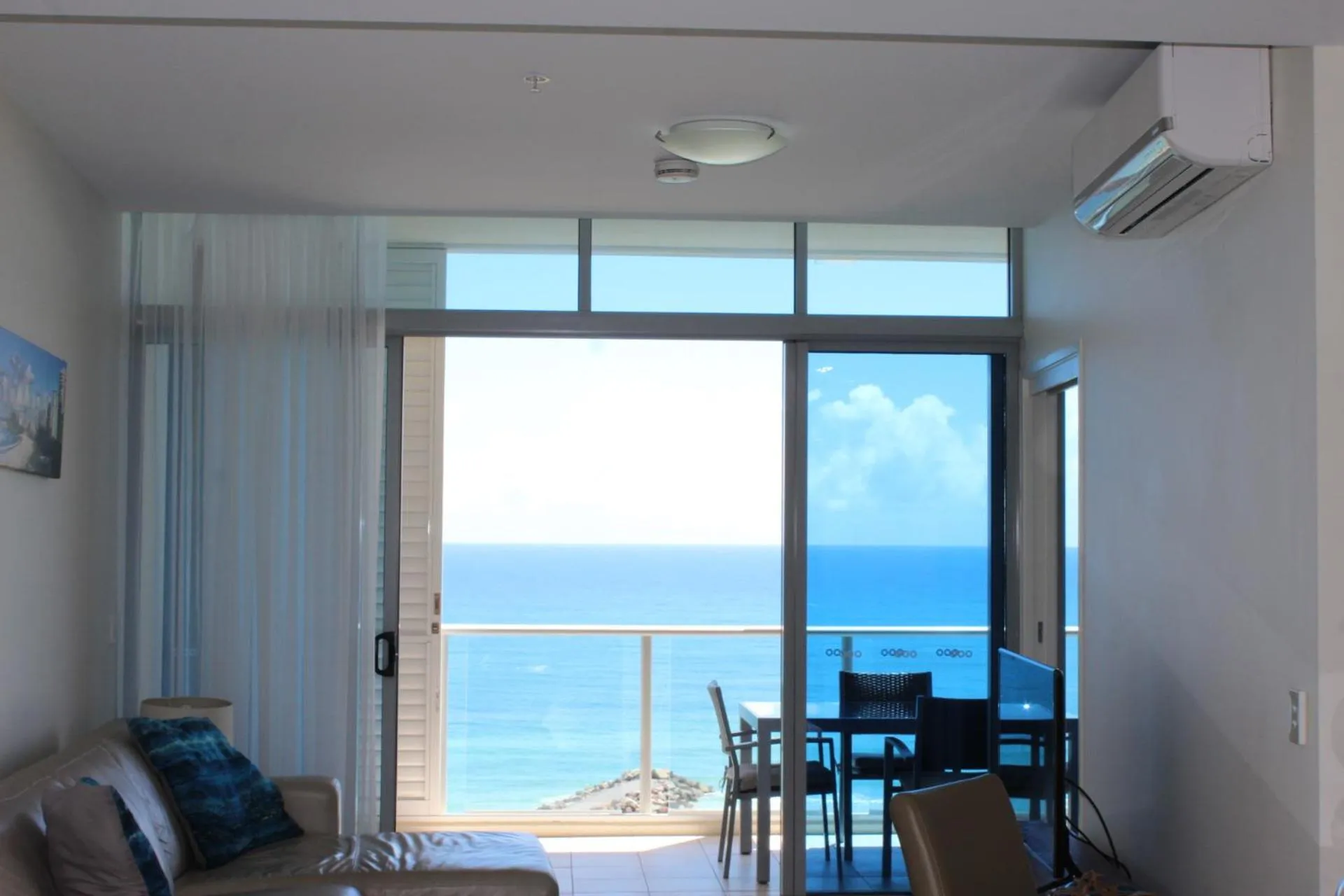 Patio in Blue C Coolangatta