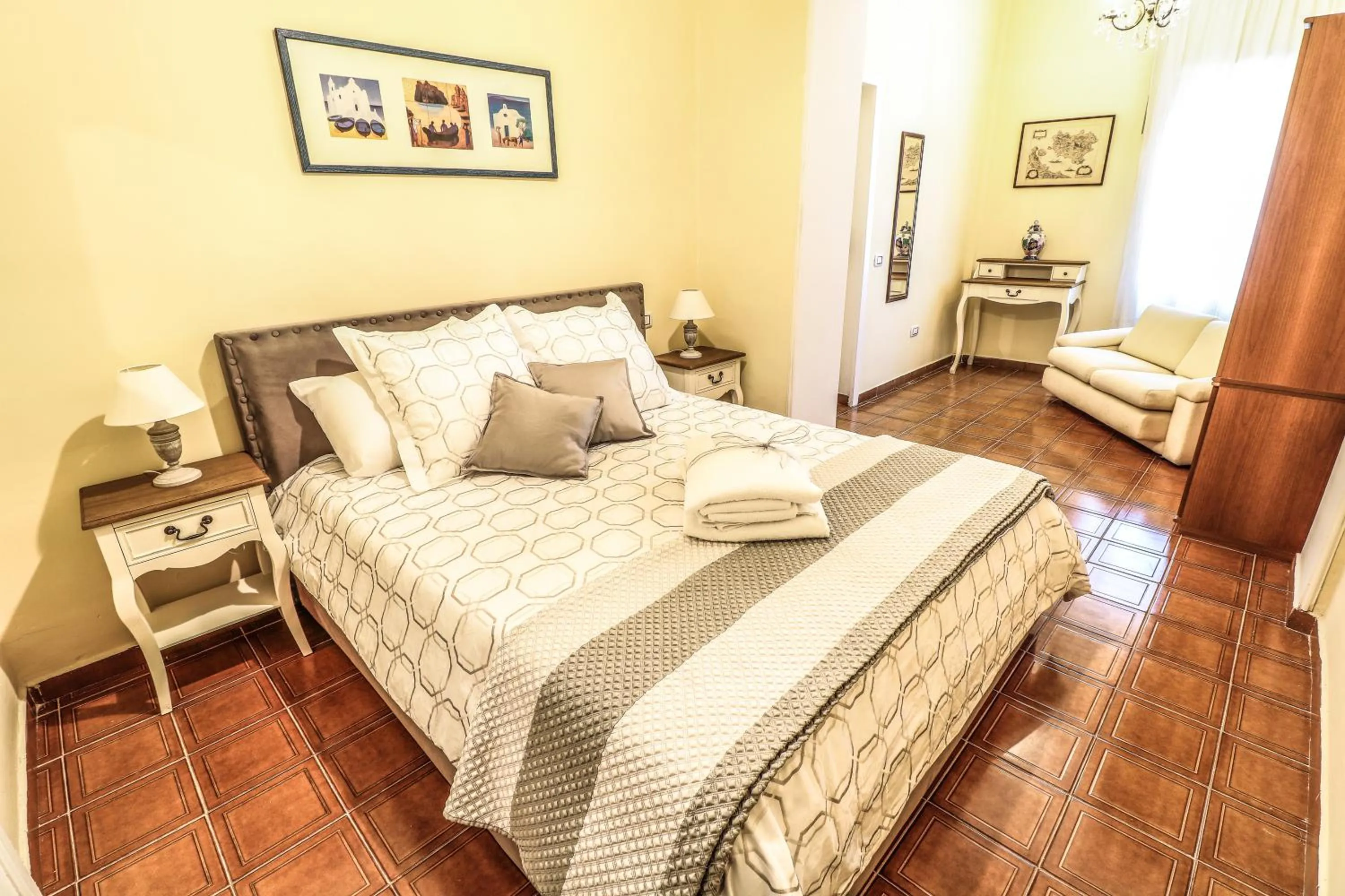 Bed in Scognamiglio Suites