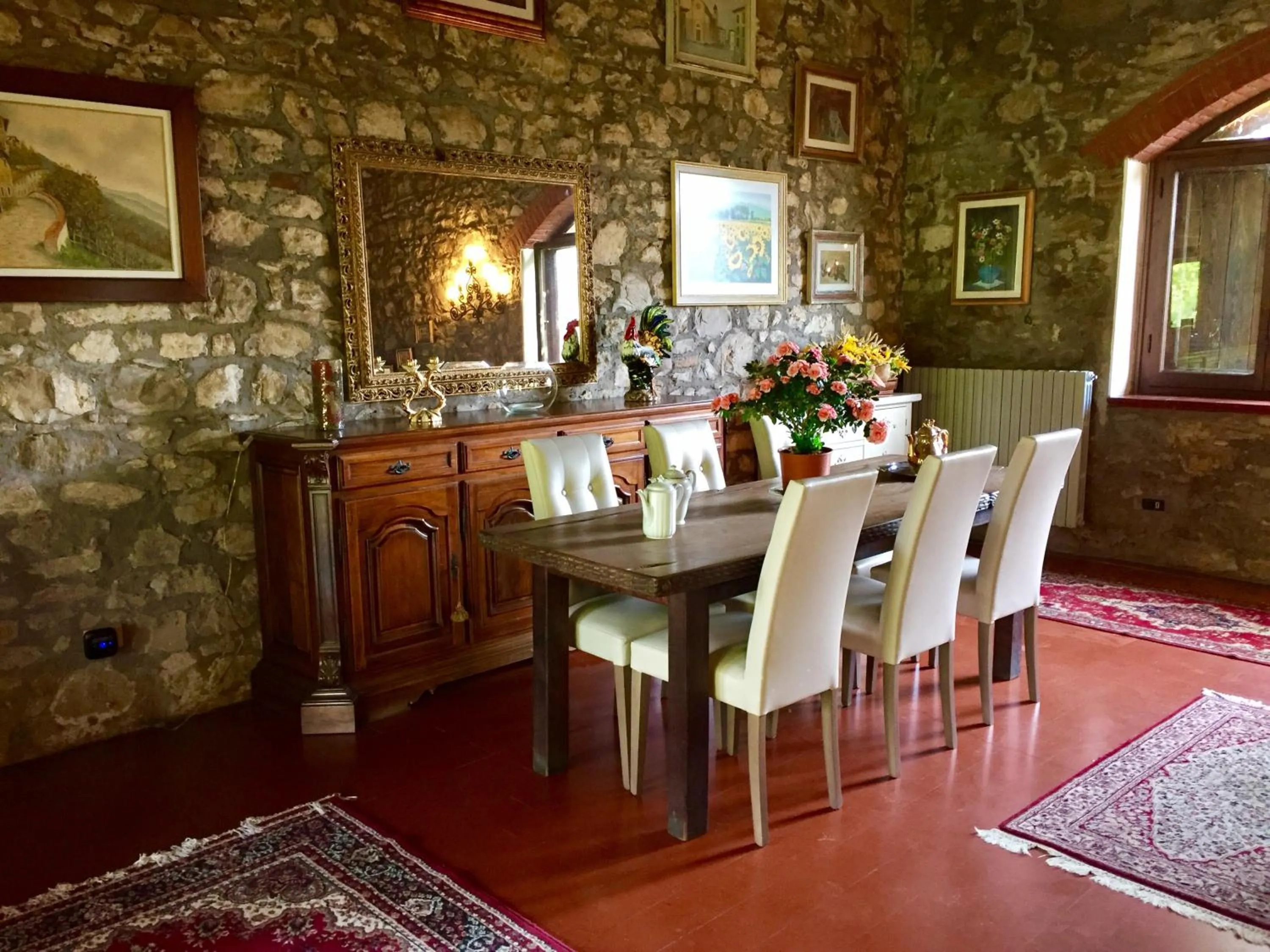 Lounge or bar in B&B Appartamenti Villa del lago