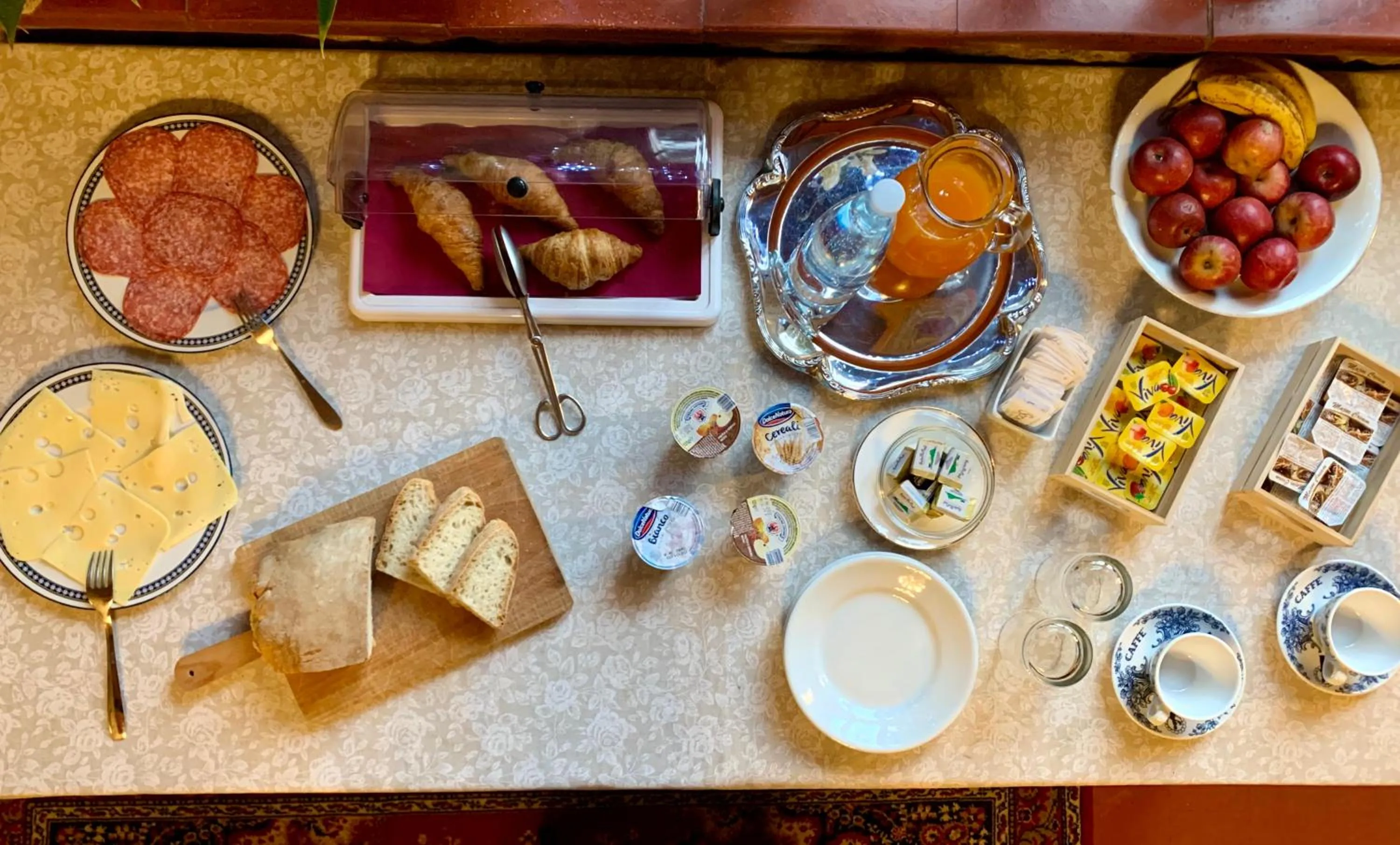 Breakfast in B&B Appartamenti Villa del lago