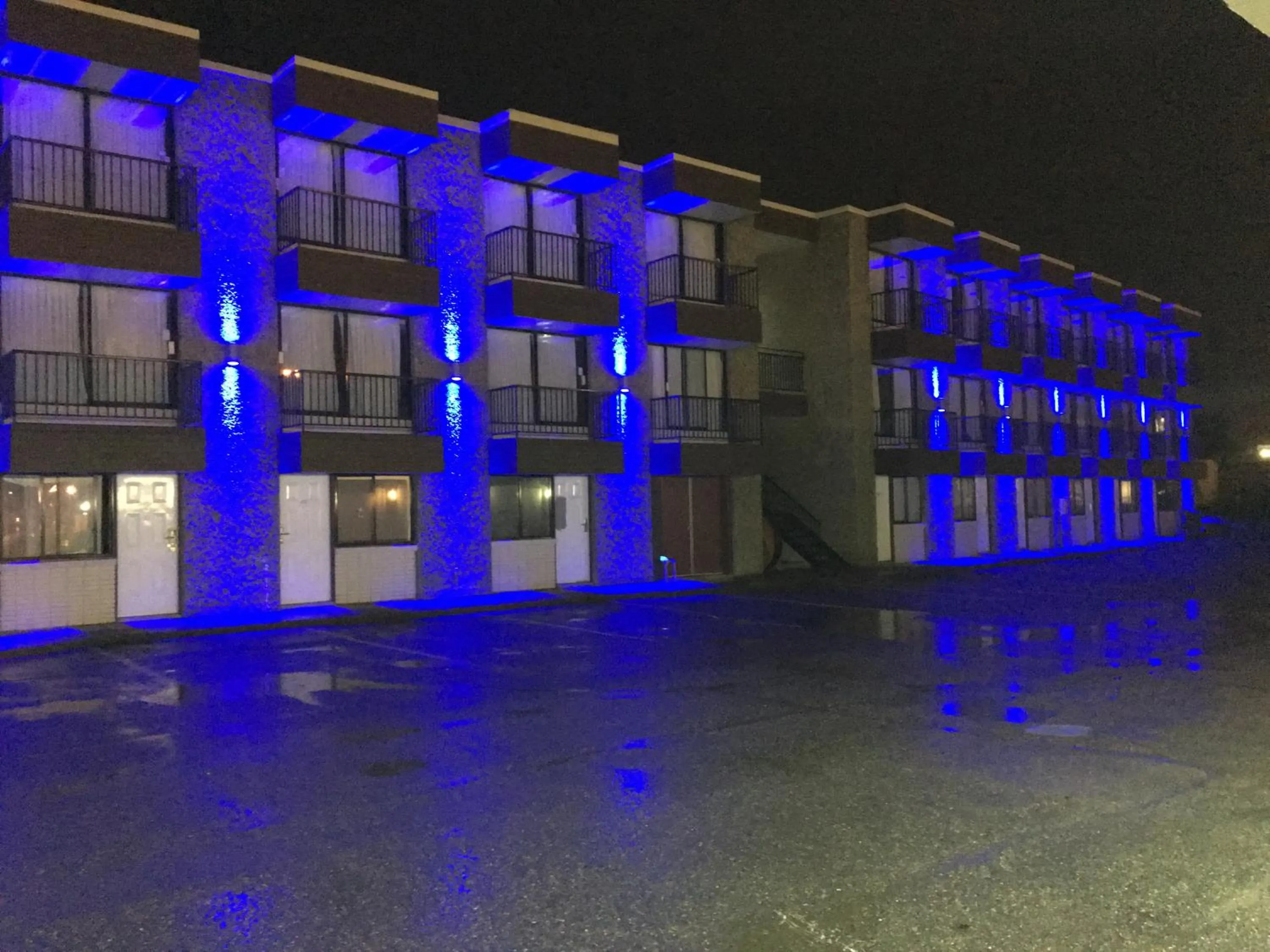 Property Building in North Star Inn & Suites