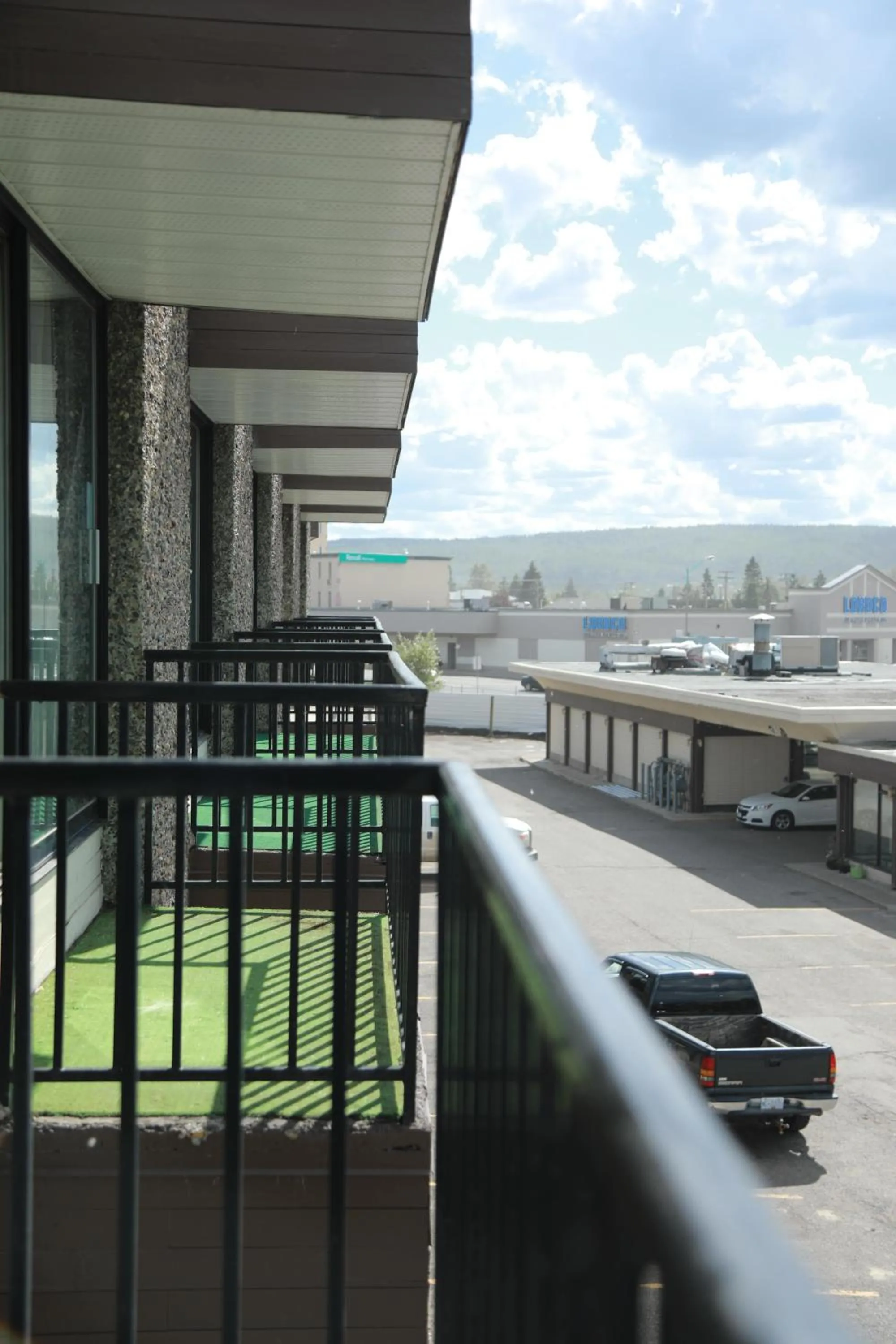 Property building, Balcony/Terrace in North Star Inn & Suites