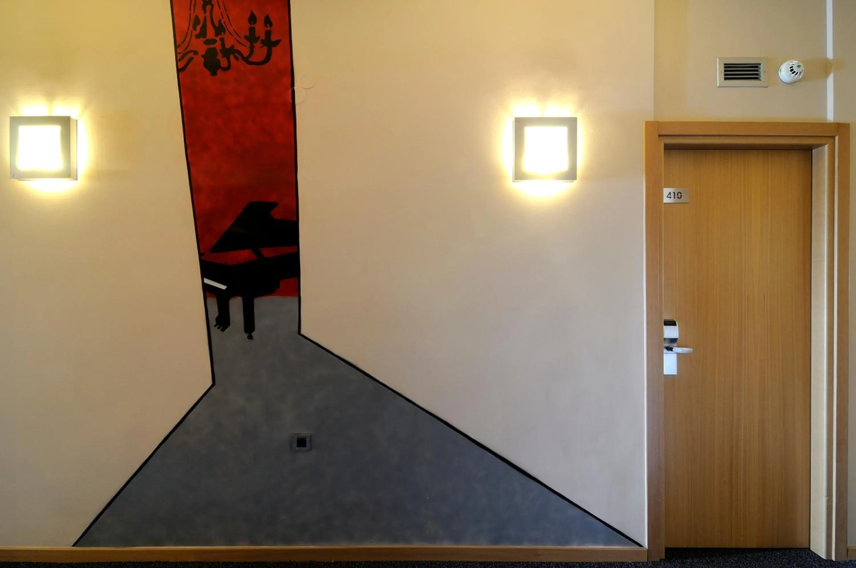 Photo of the whole room in Maniatis Hotel