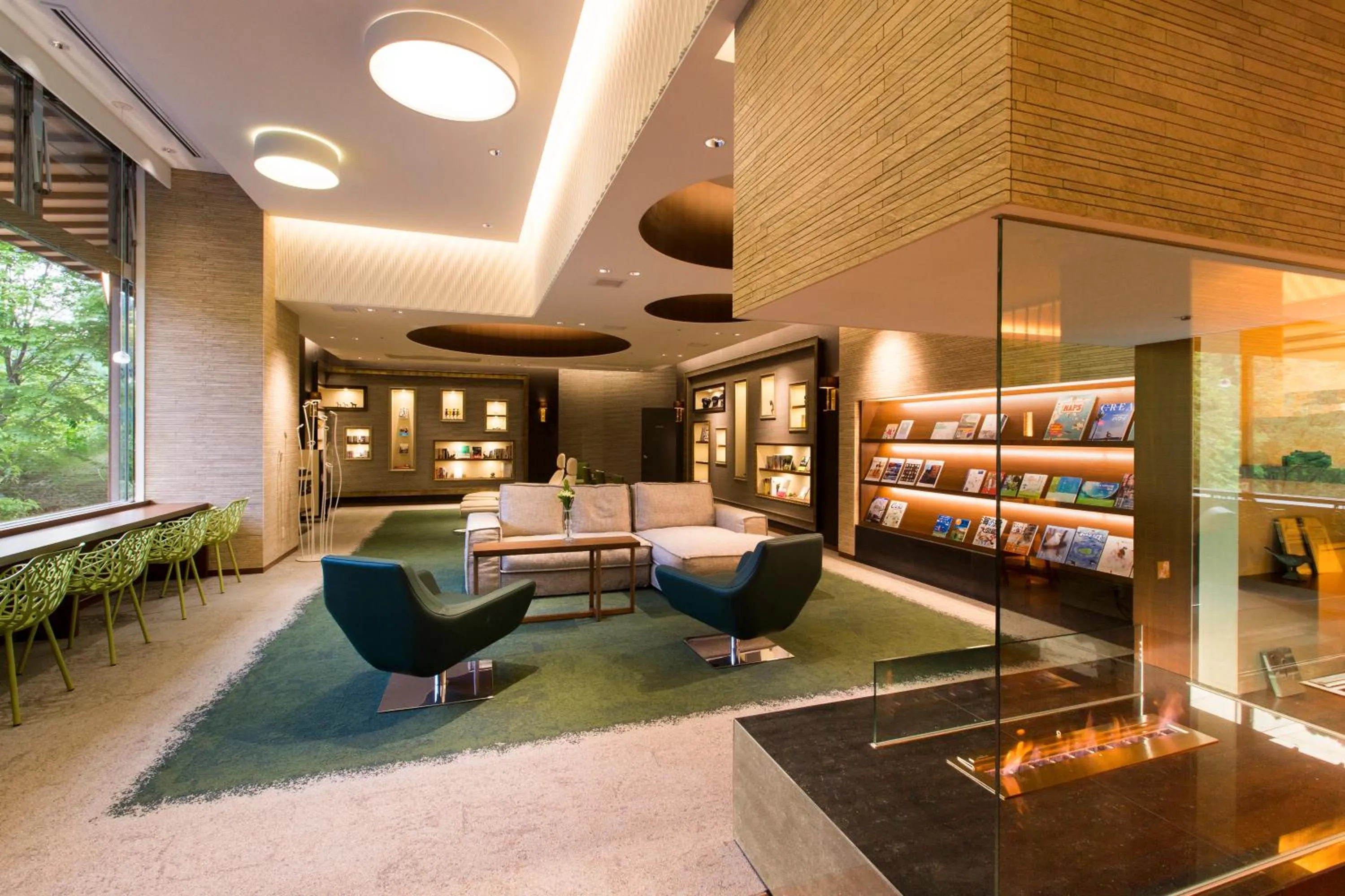 Library in Midorinokaze Resort Kitayuzawa