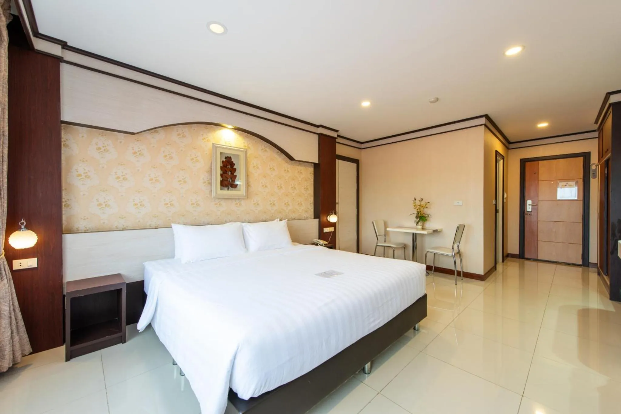 Bed in Chokdee Place