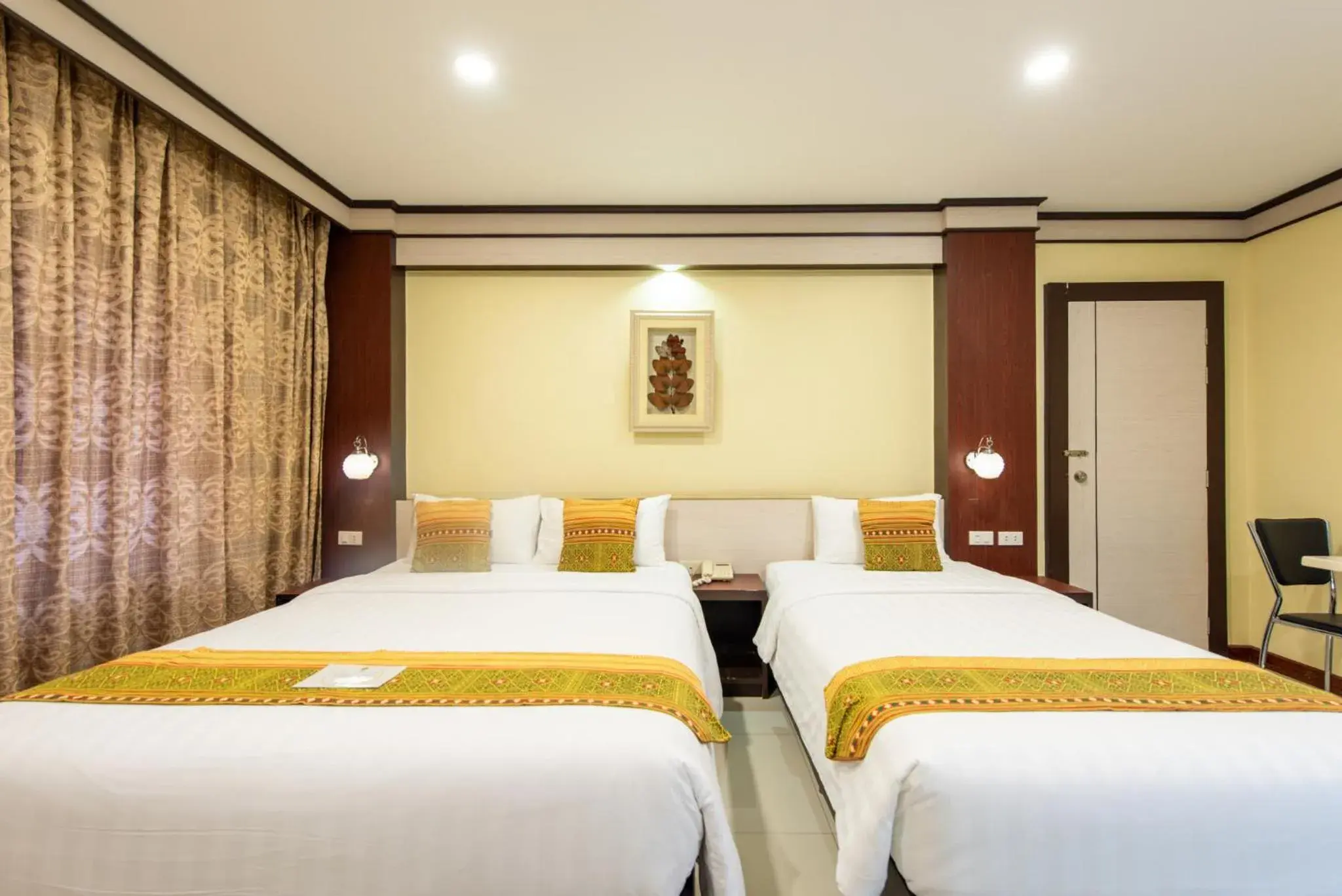 Deluxe Twin Room in Chokdee Place Deluxe Twin Room in Chokdee Place